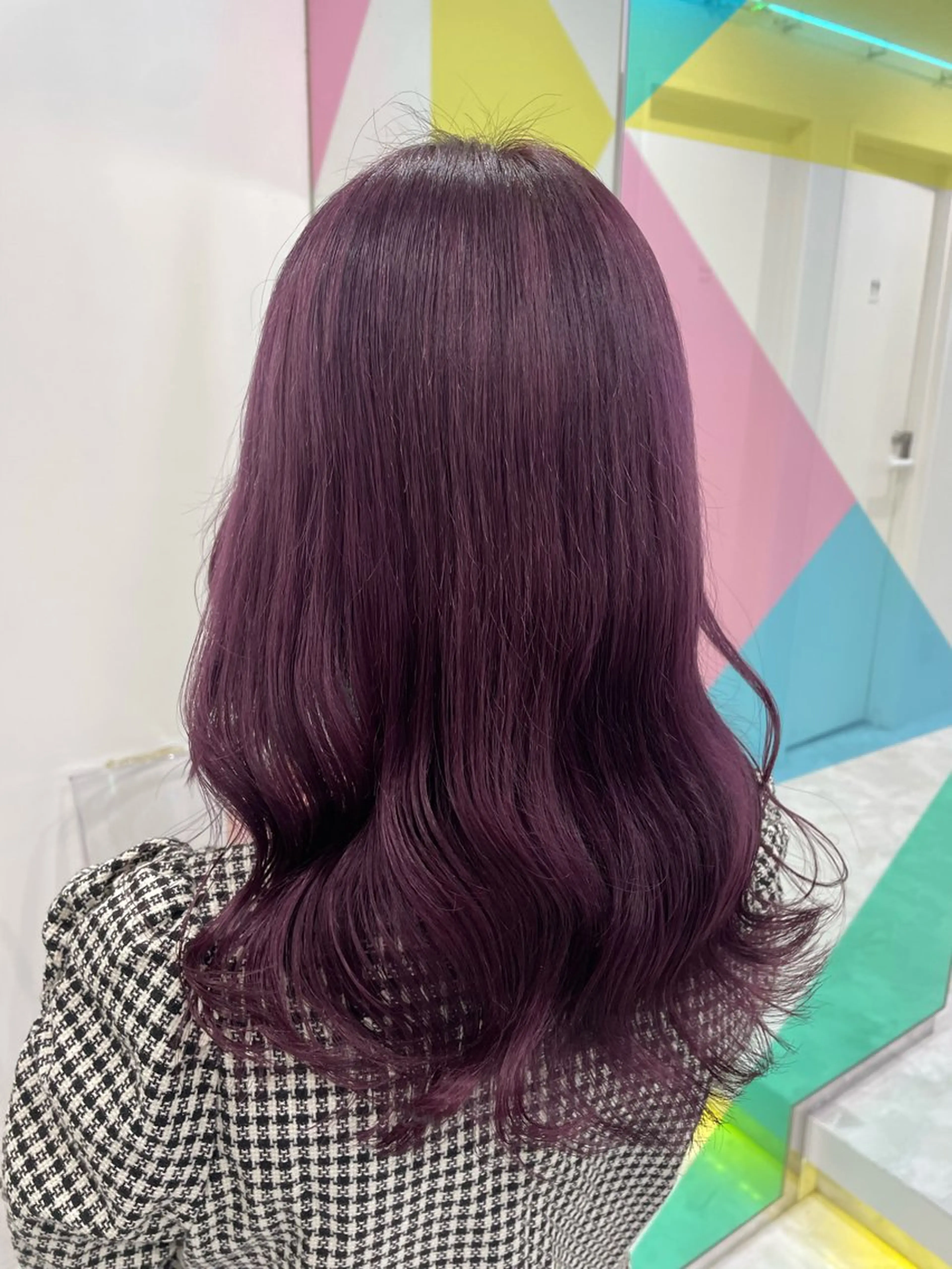 ロング カラー ヘアカラー トリートメント ヘアセット ガーリー♡女の子っぽ ヘア♡ピンクカラー♡のヘアスタイル