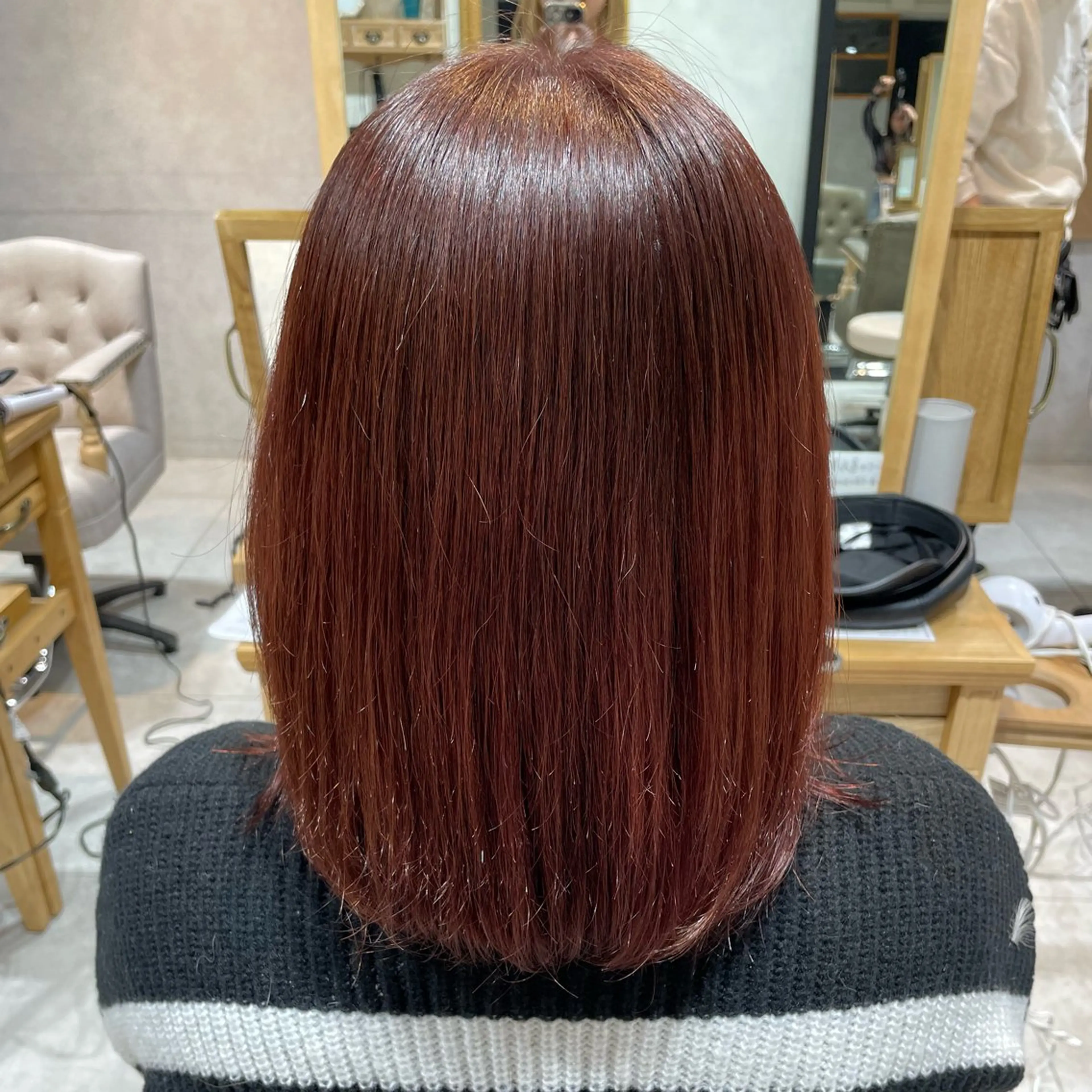 カラー ヘアカラー 佐々木 悠莉のヘアスタイル