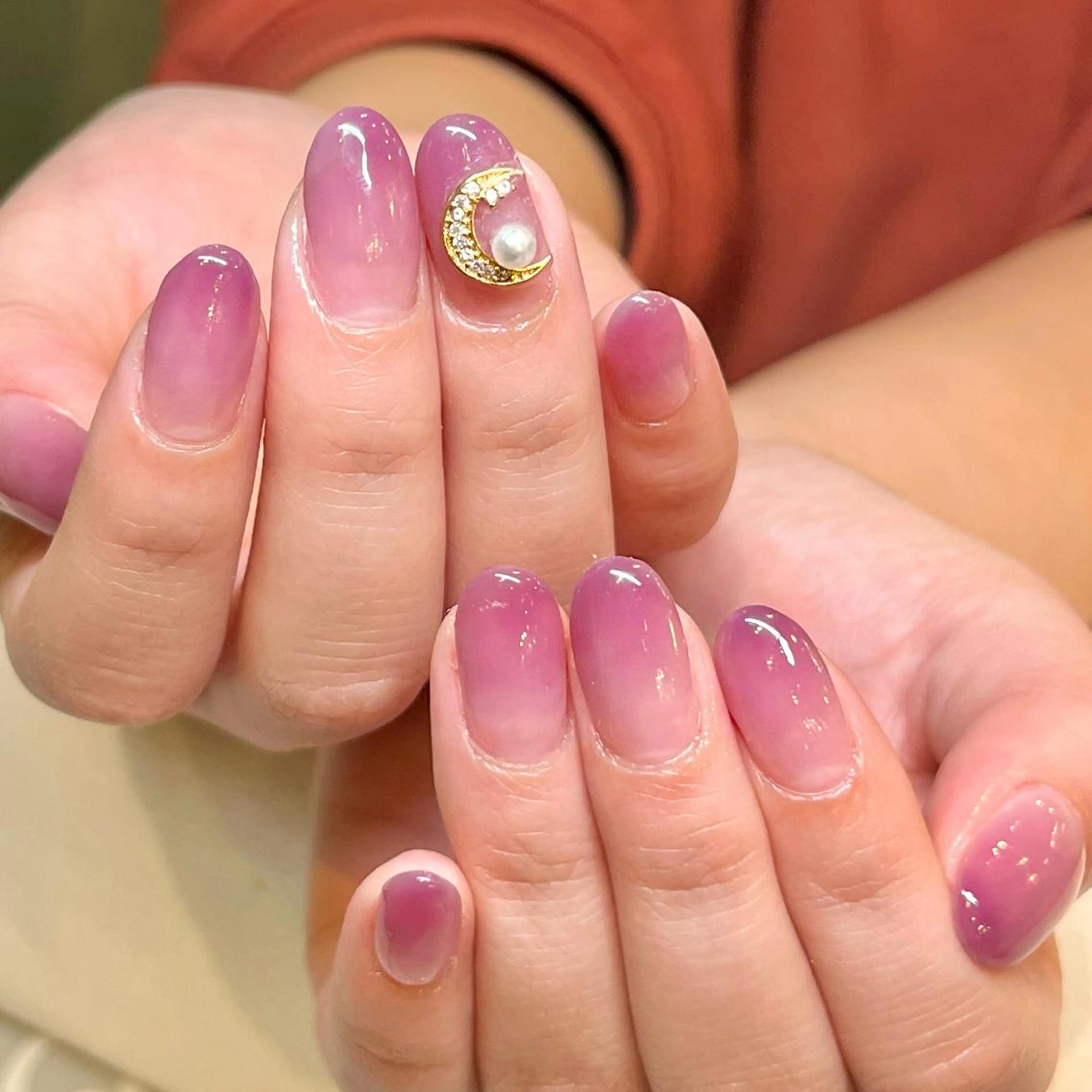 ショート カラー ネイル アートネイル オフィスネイル ワンカラーネイル ショートネイル ネイルサロン リリーブランシュ所属・森 瑞紀のネイルデザイン