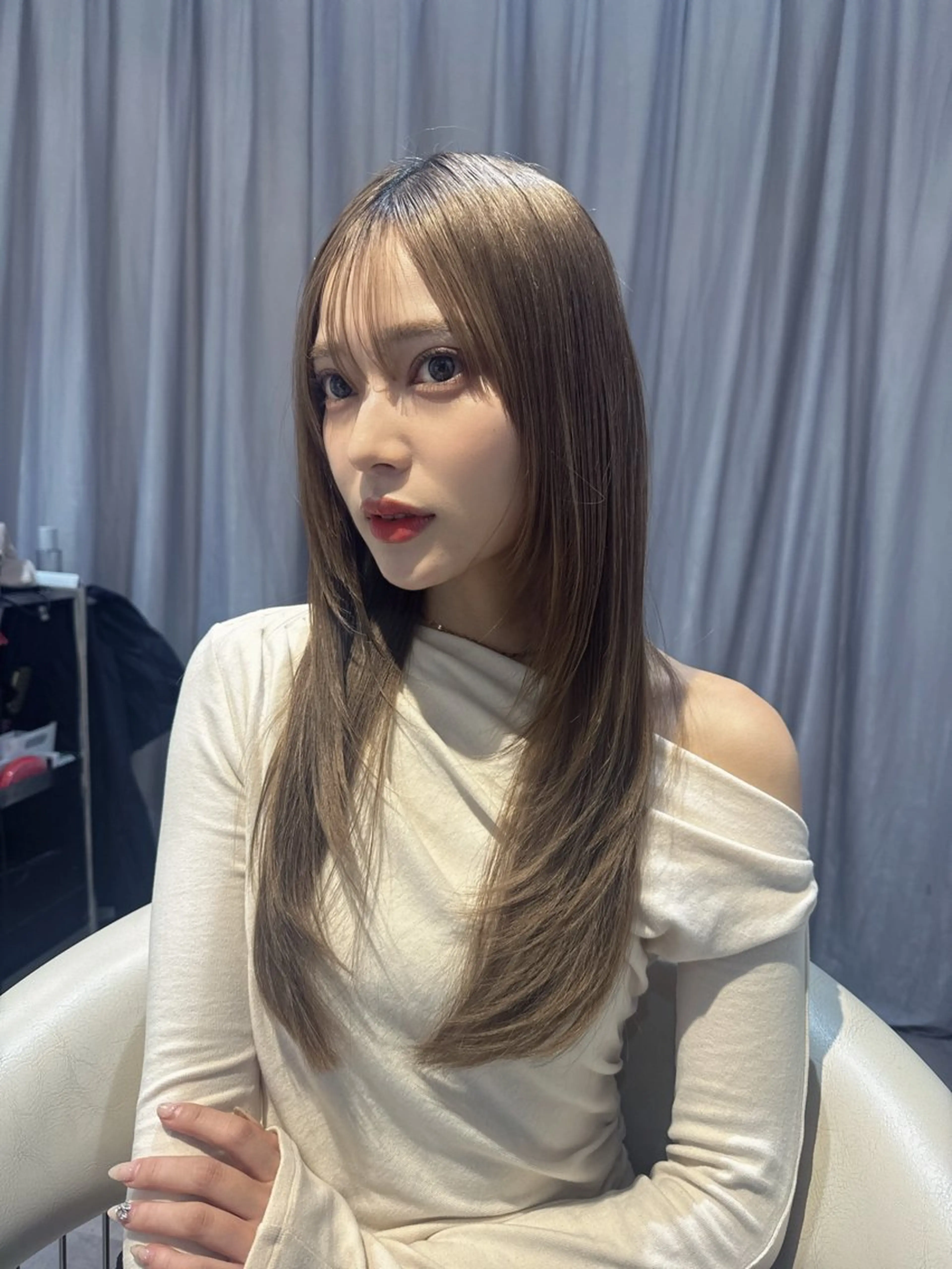 ロング カラー 顔まわりレイヤー ヨシンモリ 韓国風ヘア レイヤーカット カット ヘアカラー トリートメント 💎透明感カラー特化 💎TAISEIのヘアスタイル