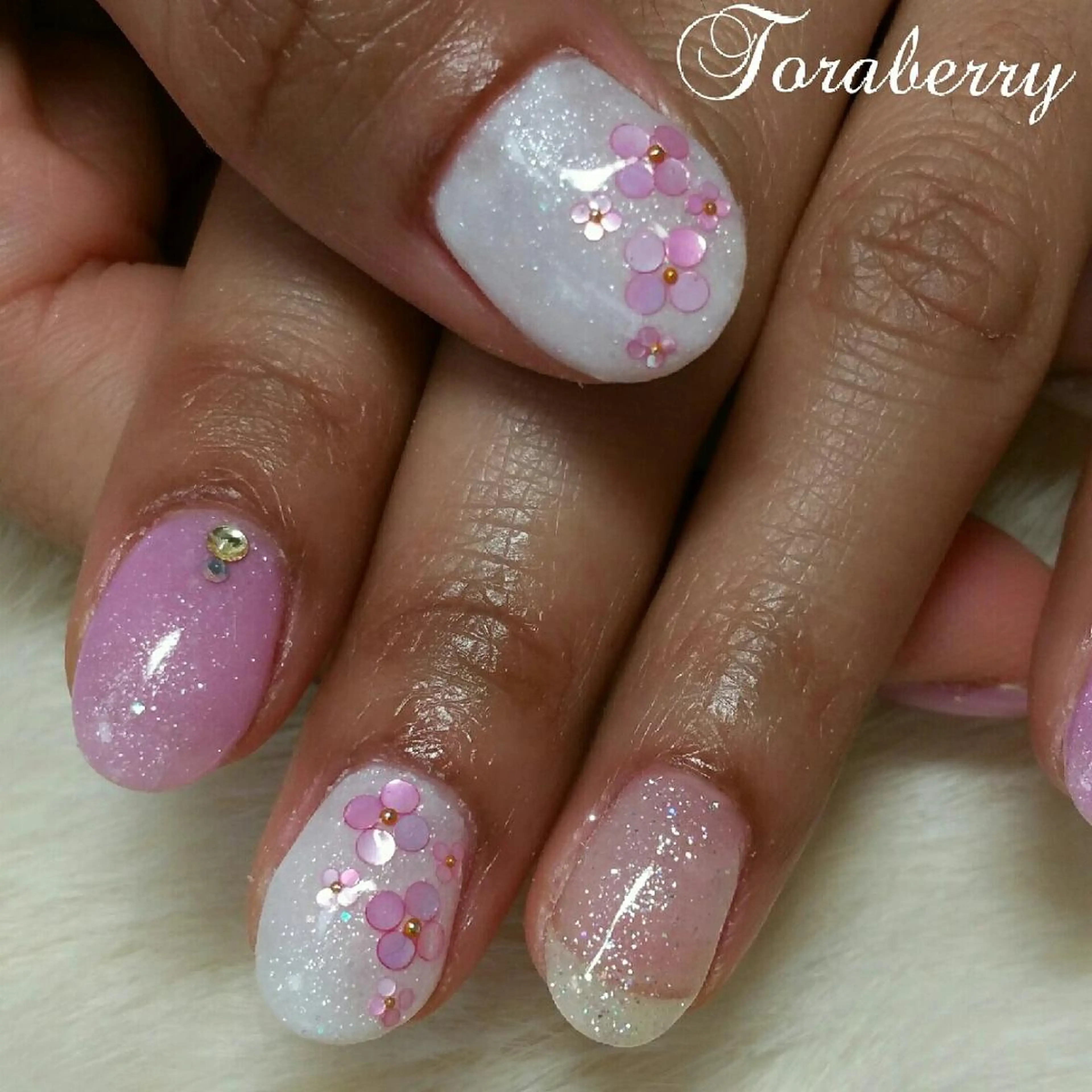 ネイル ハンドネイル ネイリスト なつみのネイルデザイン