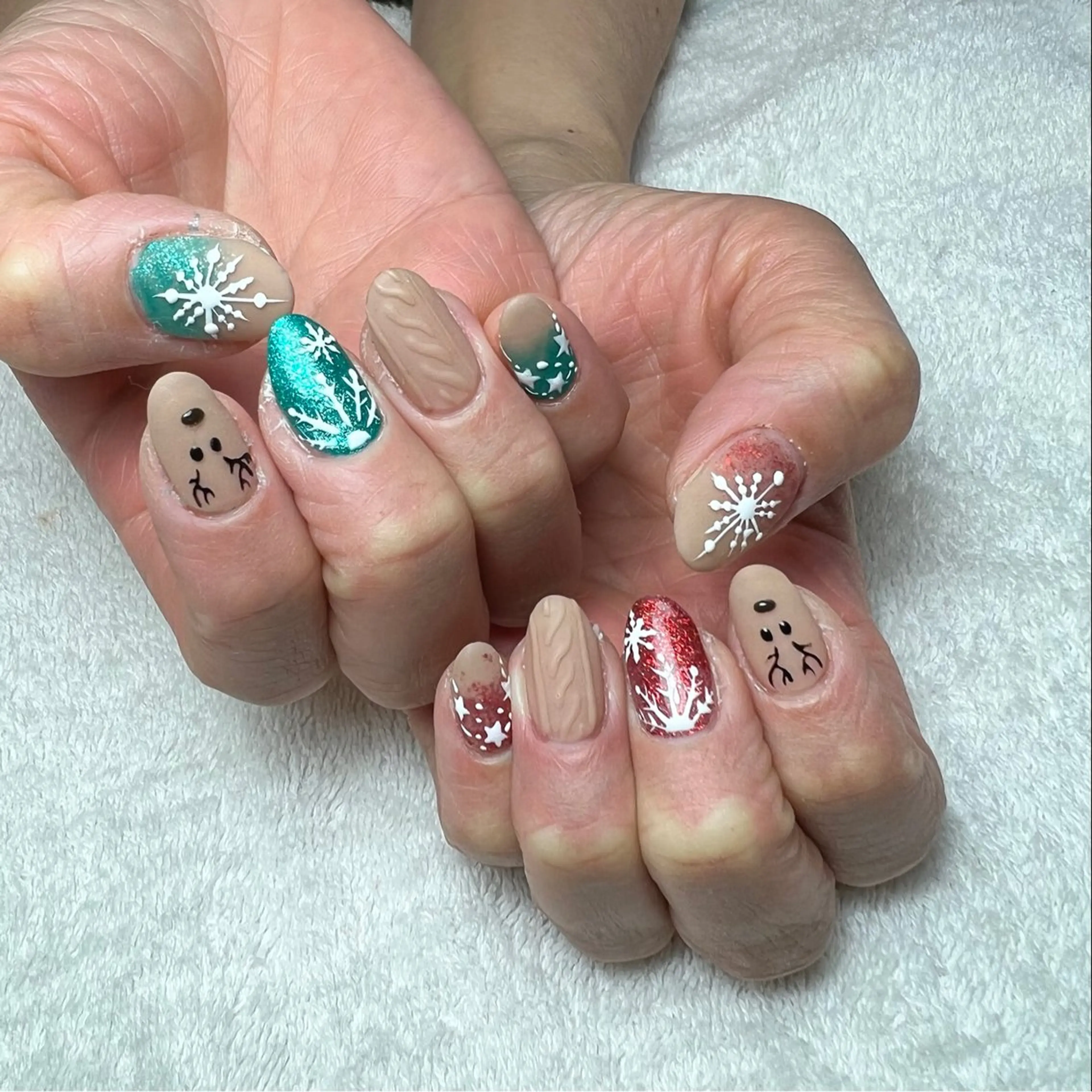 ネイル 冬ネイル COCO+所属・COCO +のエステ・リラクイメージ