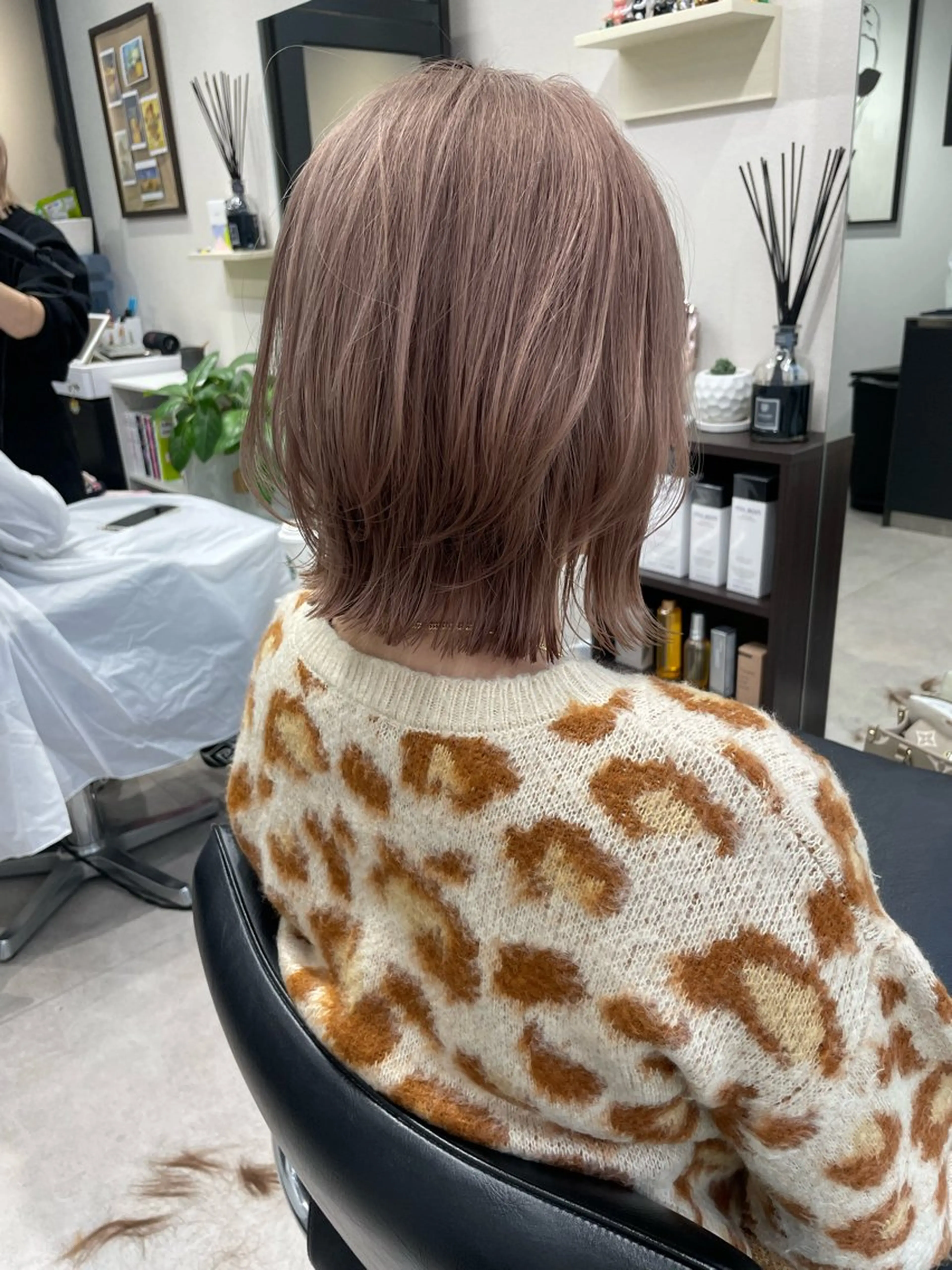 ミディアム カラー カット ヘアカラー 髪質改善will hairdesignのヘアスタイル