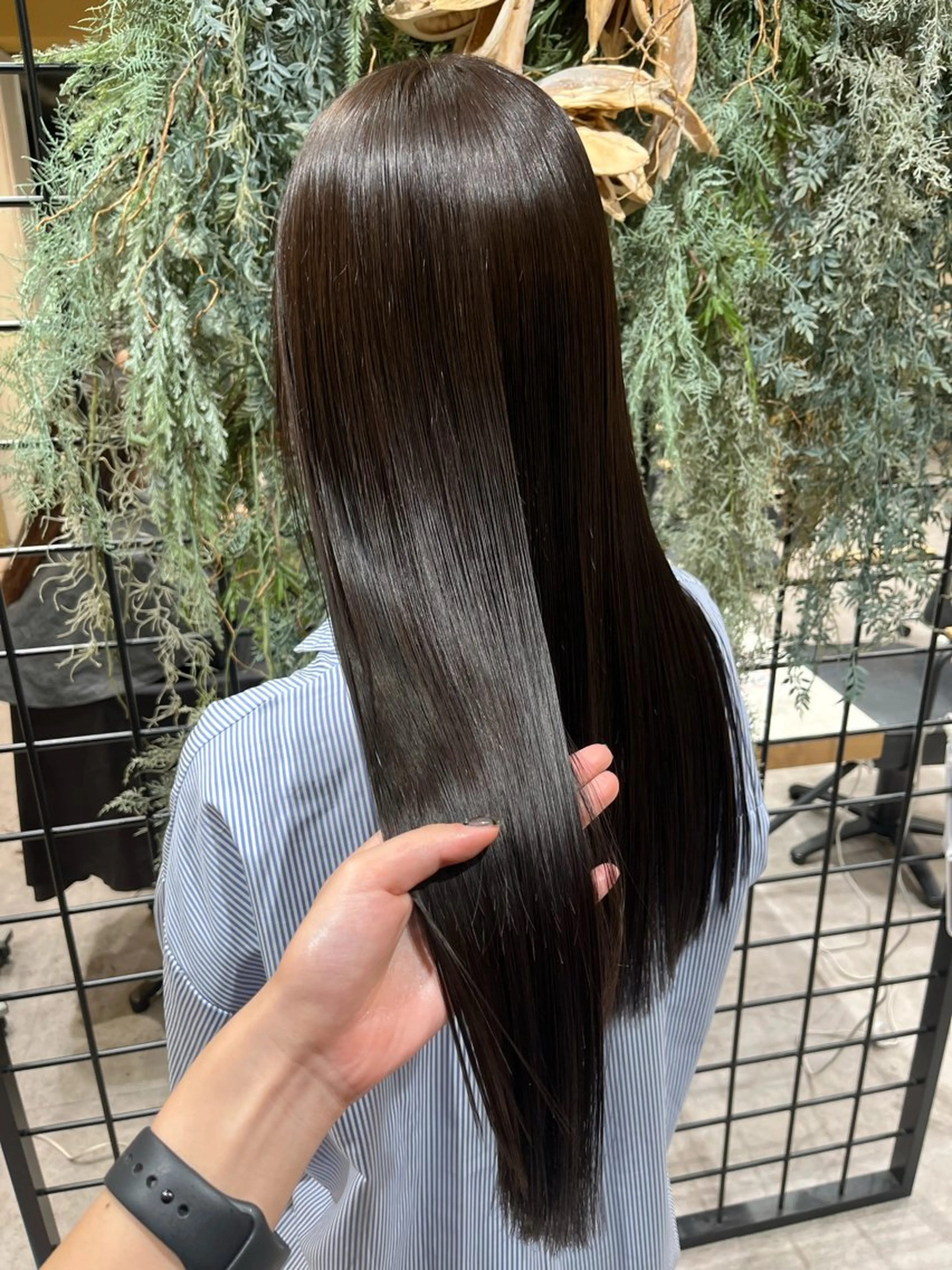 ロング 縮毛矯正 ウルフ.クロスパーマ 🖤RYOKAのヘアスタイル