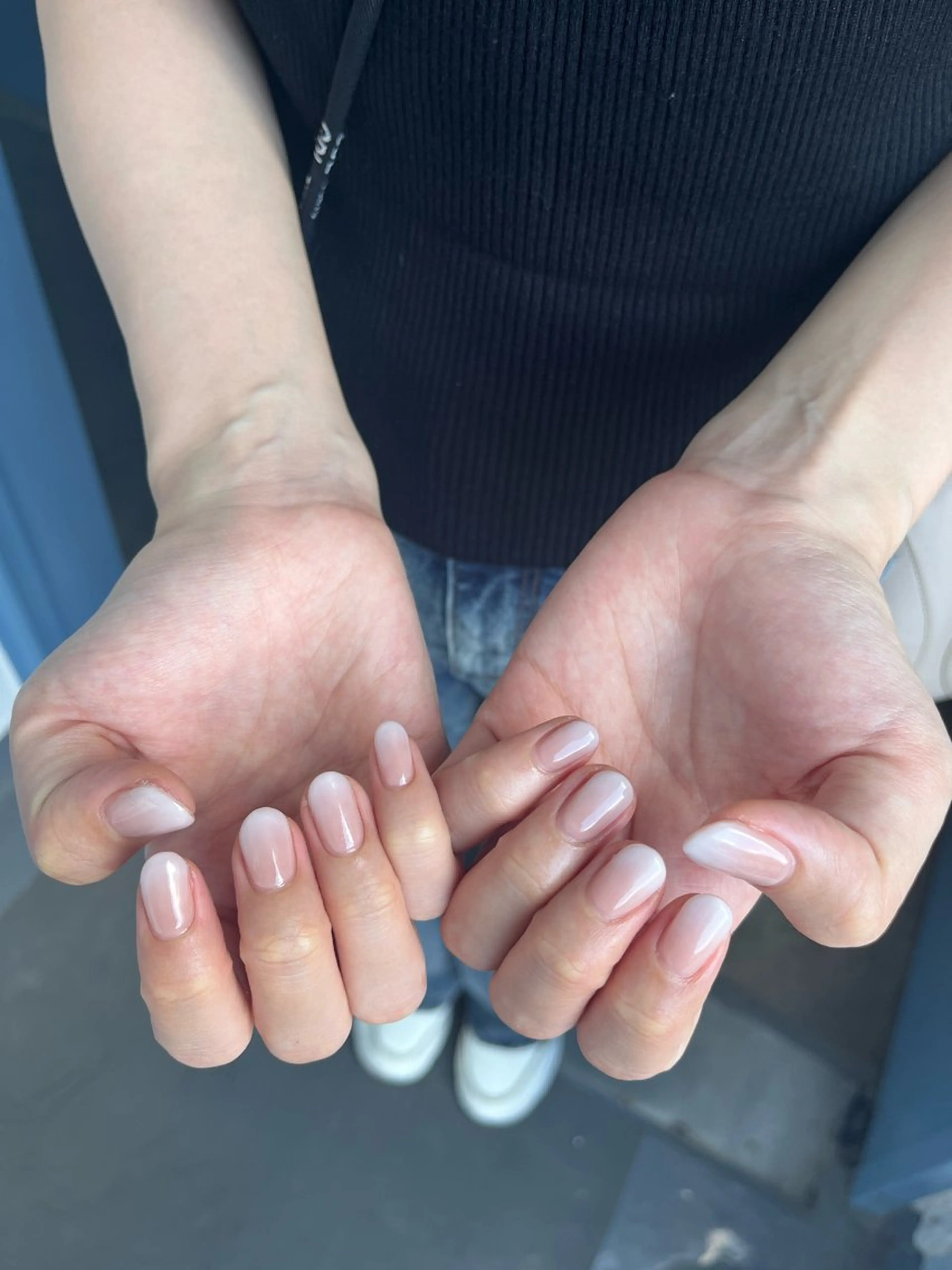 ネイル オーロラネイル ブルー フットネイル フレンチネイル ジェルネイル ハンドネイル kiki nail たまプラーザのネイルデザイン