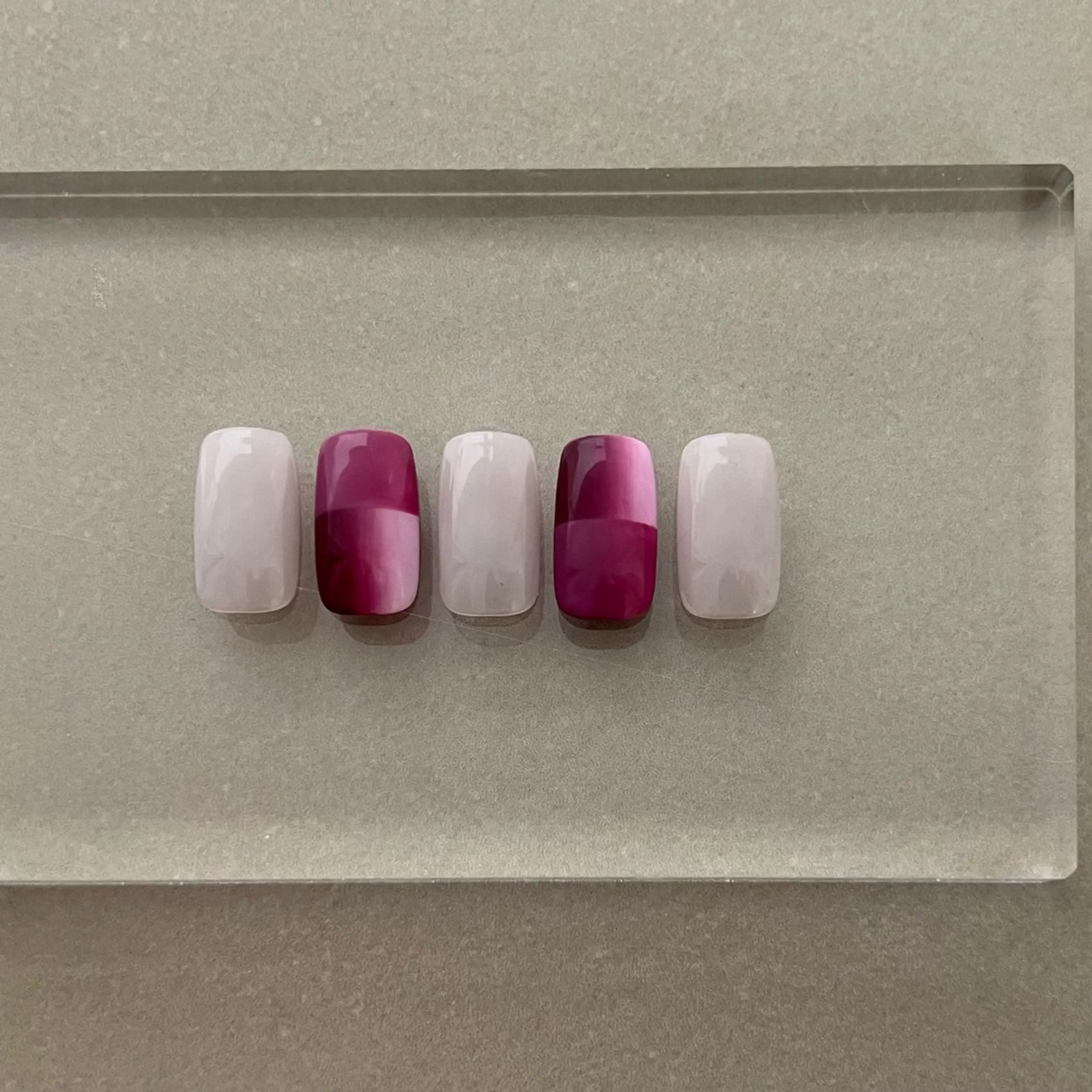 ネイル アートネイル グラデーション Momoka ネイリスト福岡/薬院のネイルデザイン