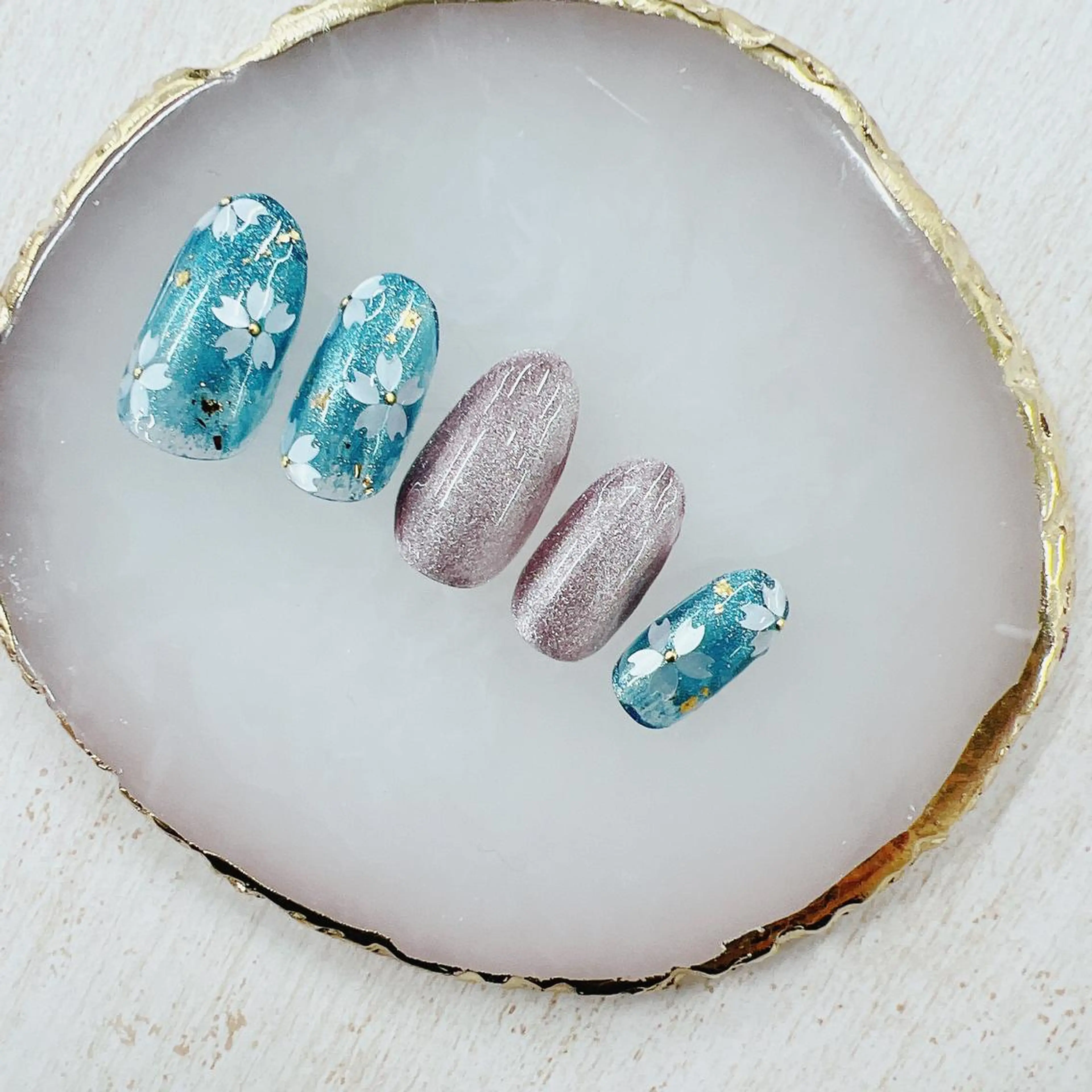 ネイル 桜ネイル マグネットネイル ハンドネイル Minion所属・北浦和minion YUKIのマツエク・マツパデザイン