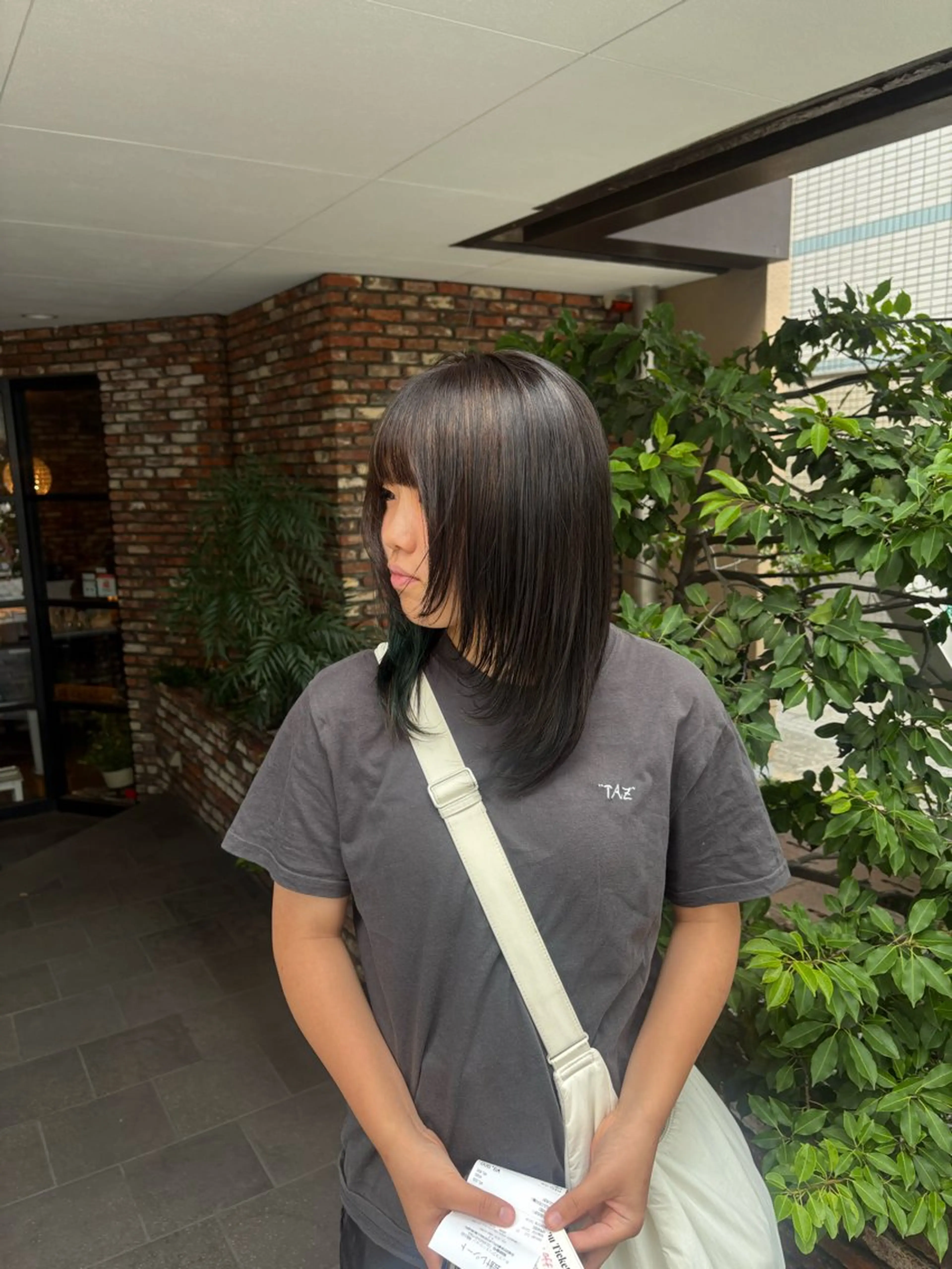 セミロング カット ヘアカラー トリートメント ショート 顔周りレイヤー/マオのヘアスタイル