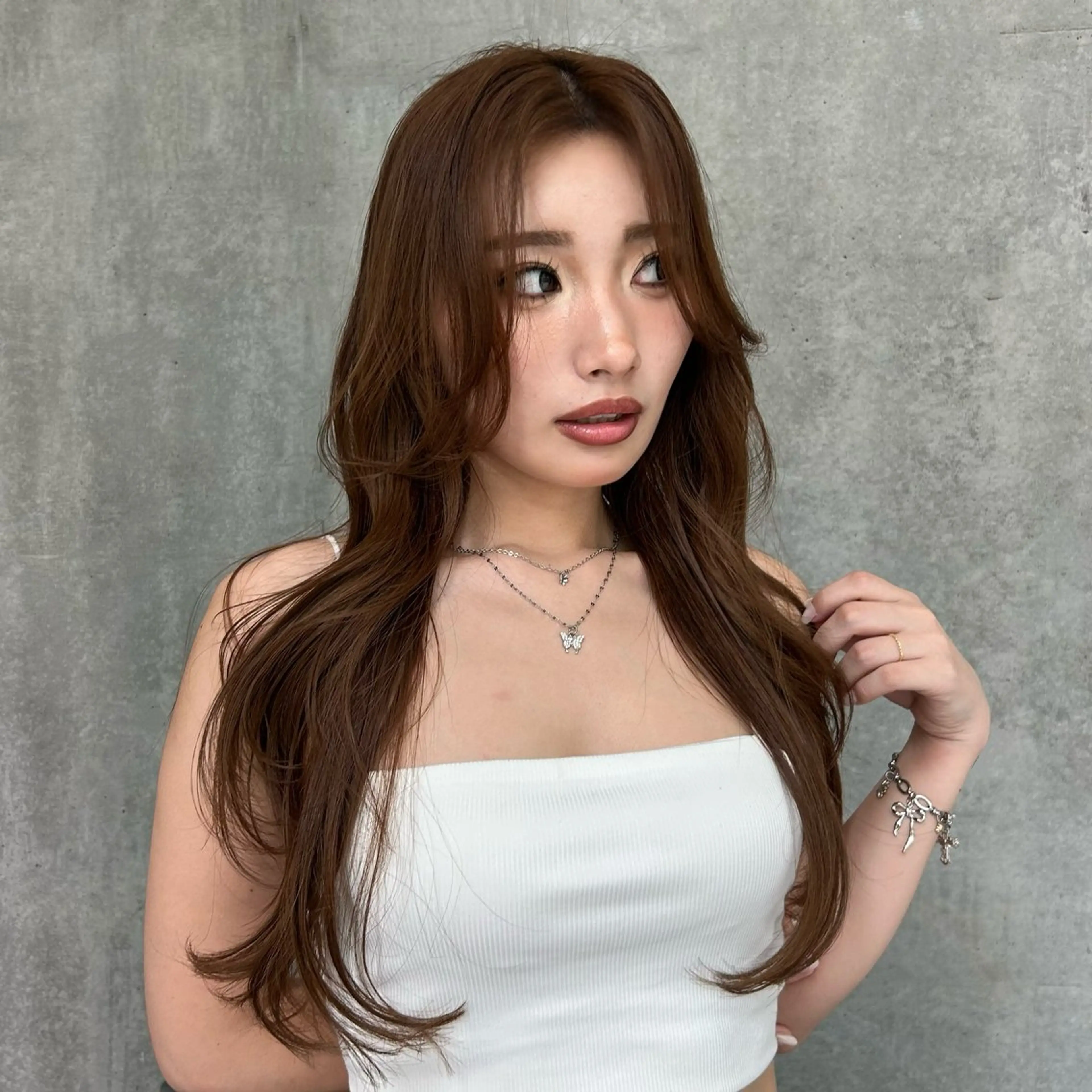 ロング Momo/ 海外レイヤー海外ヘアのヘアスタイル
