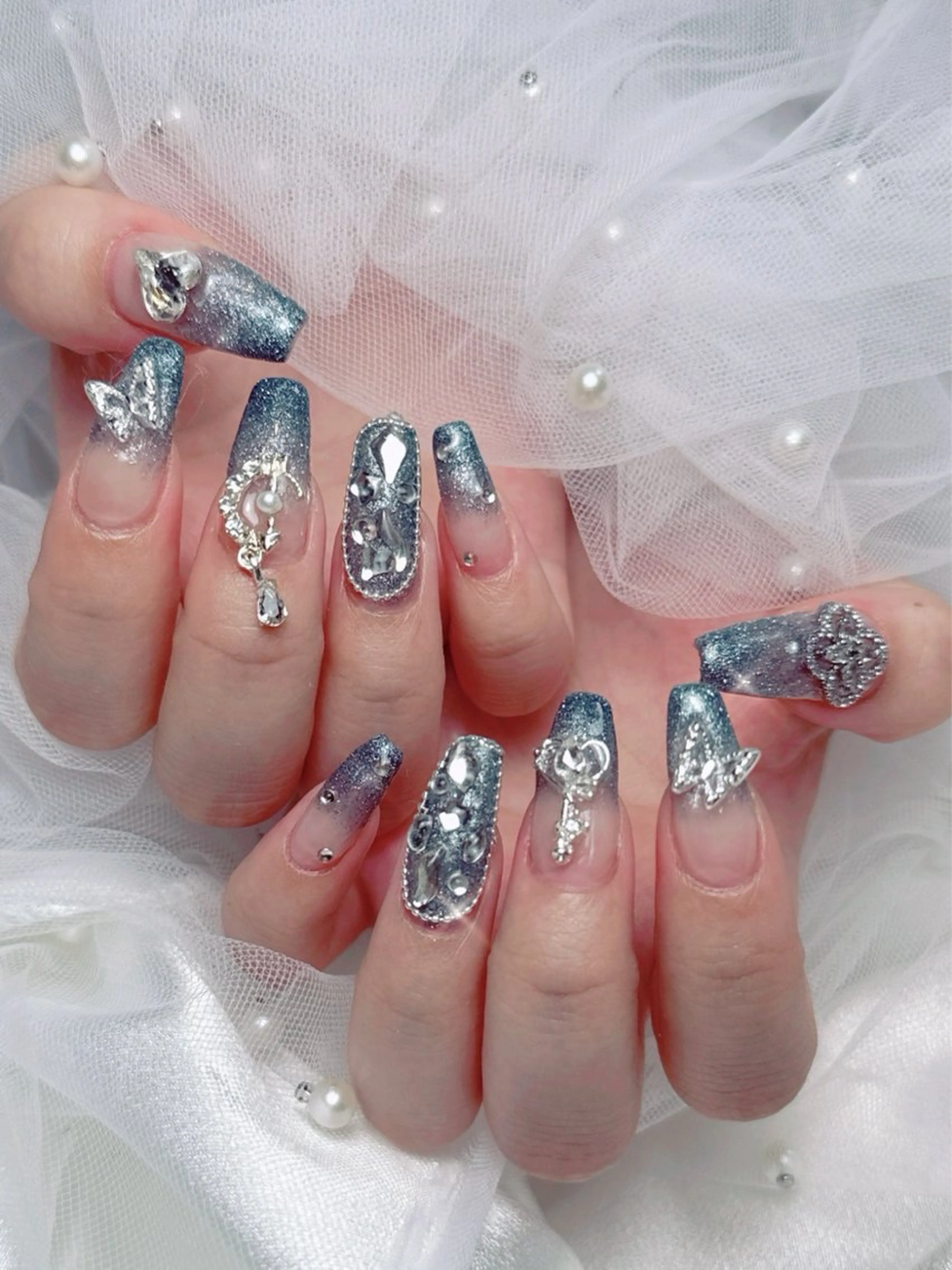 ネイル フレンチネイル ジェルネイル ハート 韓国ネイル マグネットネイル ハンドネイル ネイルサロン lotusのネイルデザイン