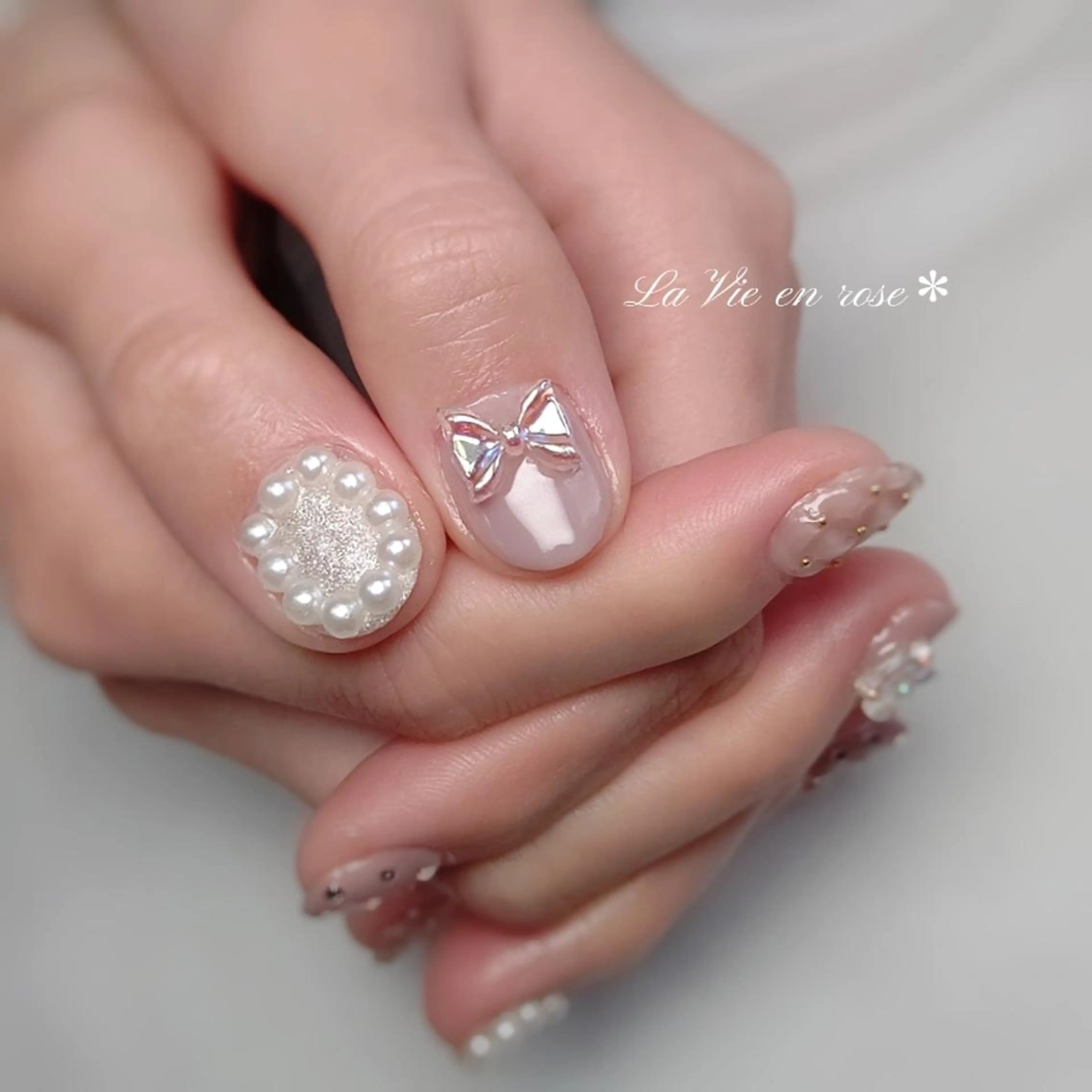 ネイル ラヴィアン ローズのネイルデザイン