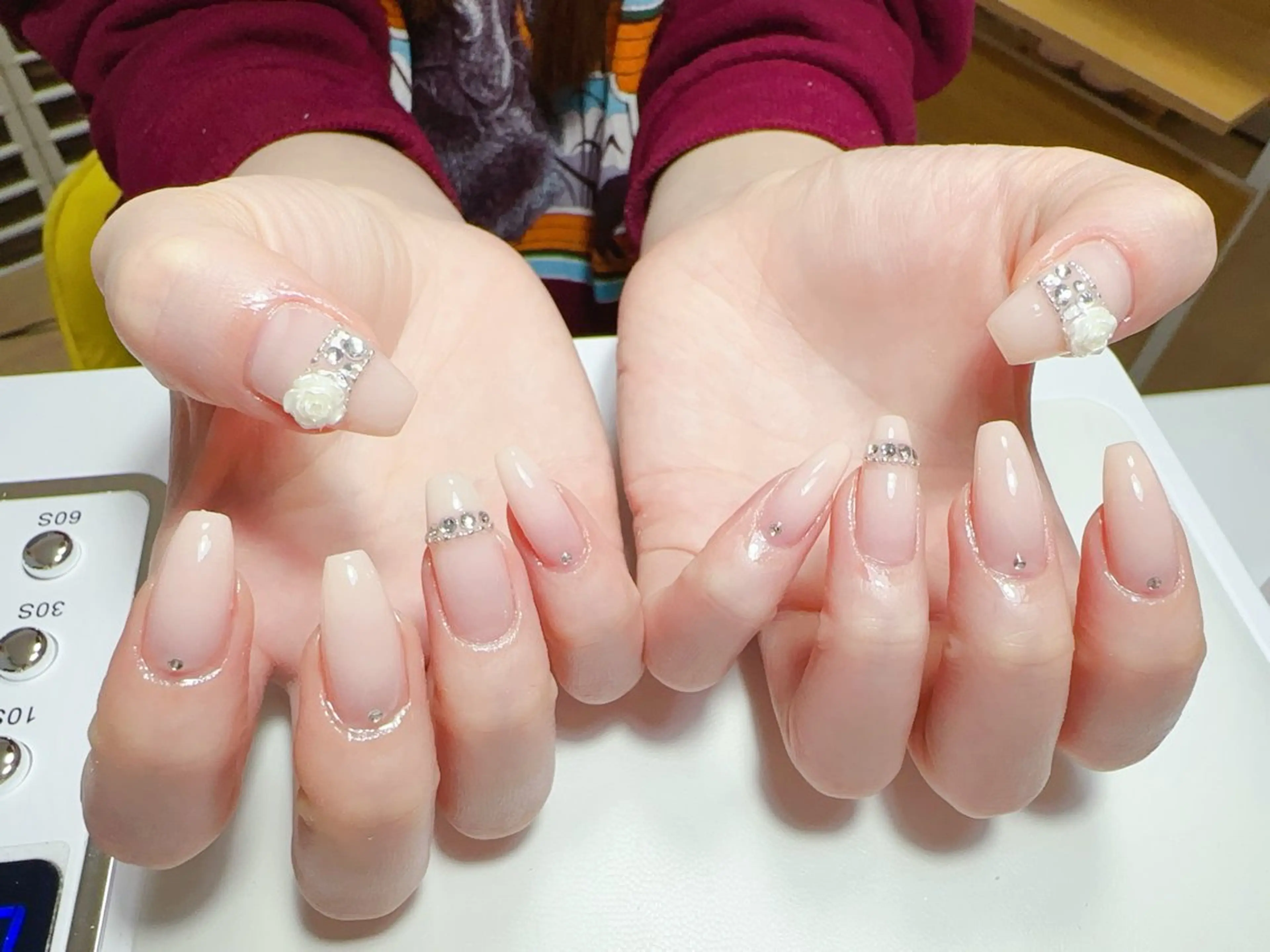 ネイル ハンドネイル NAIL CIRCLESのネイルデザイン