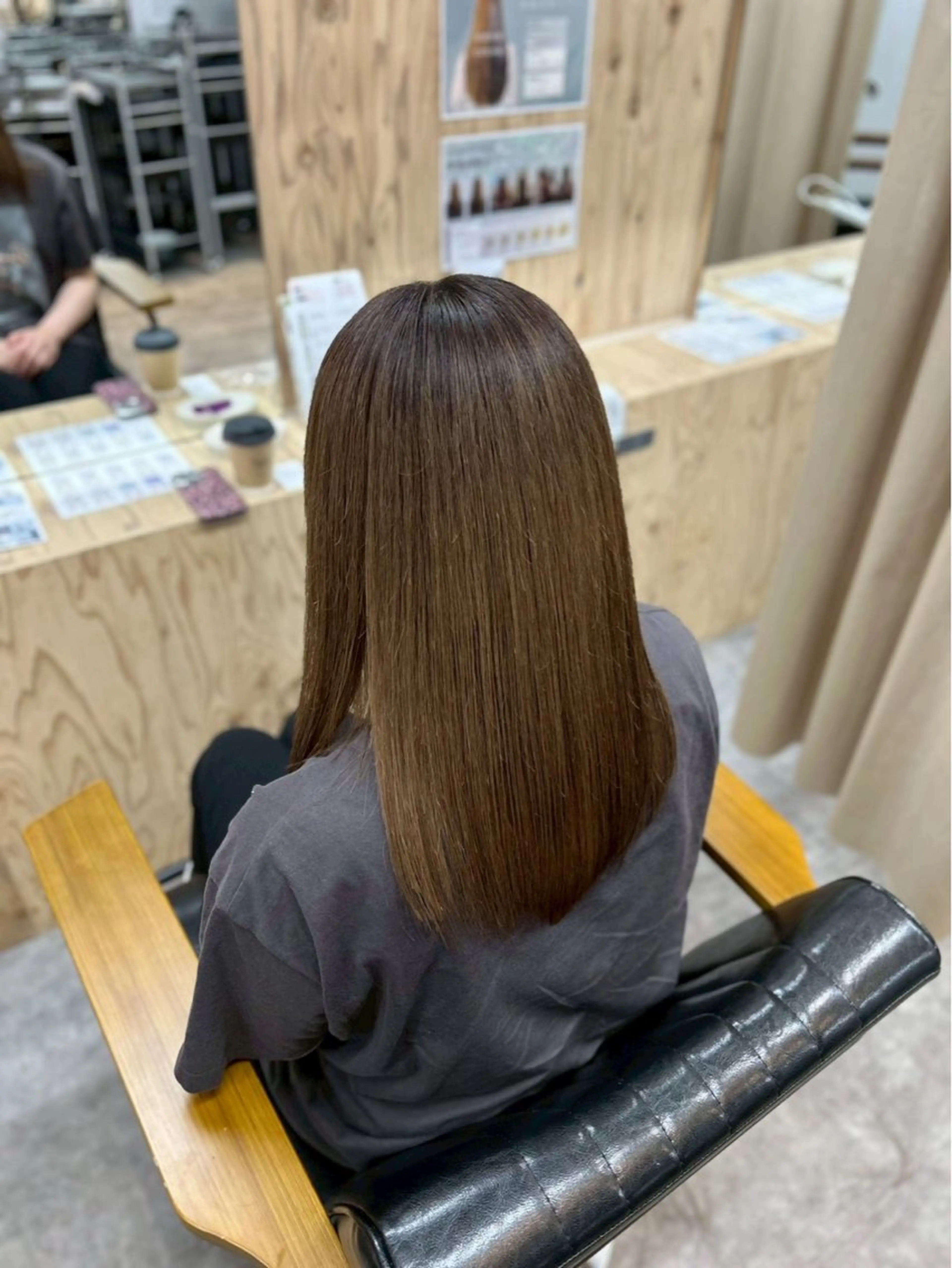 セミロング 酸性ストレート カット 縮毛矯正 トリートメント 岩田 一駿/名古屋/ 伏見/栄/縮毛矯正のヘアスタイル