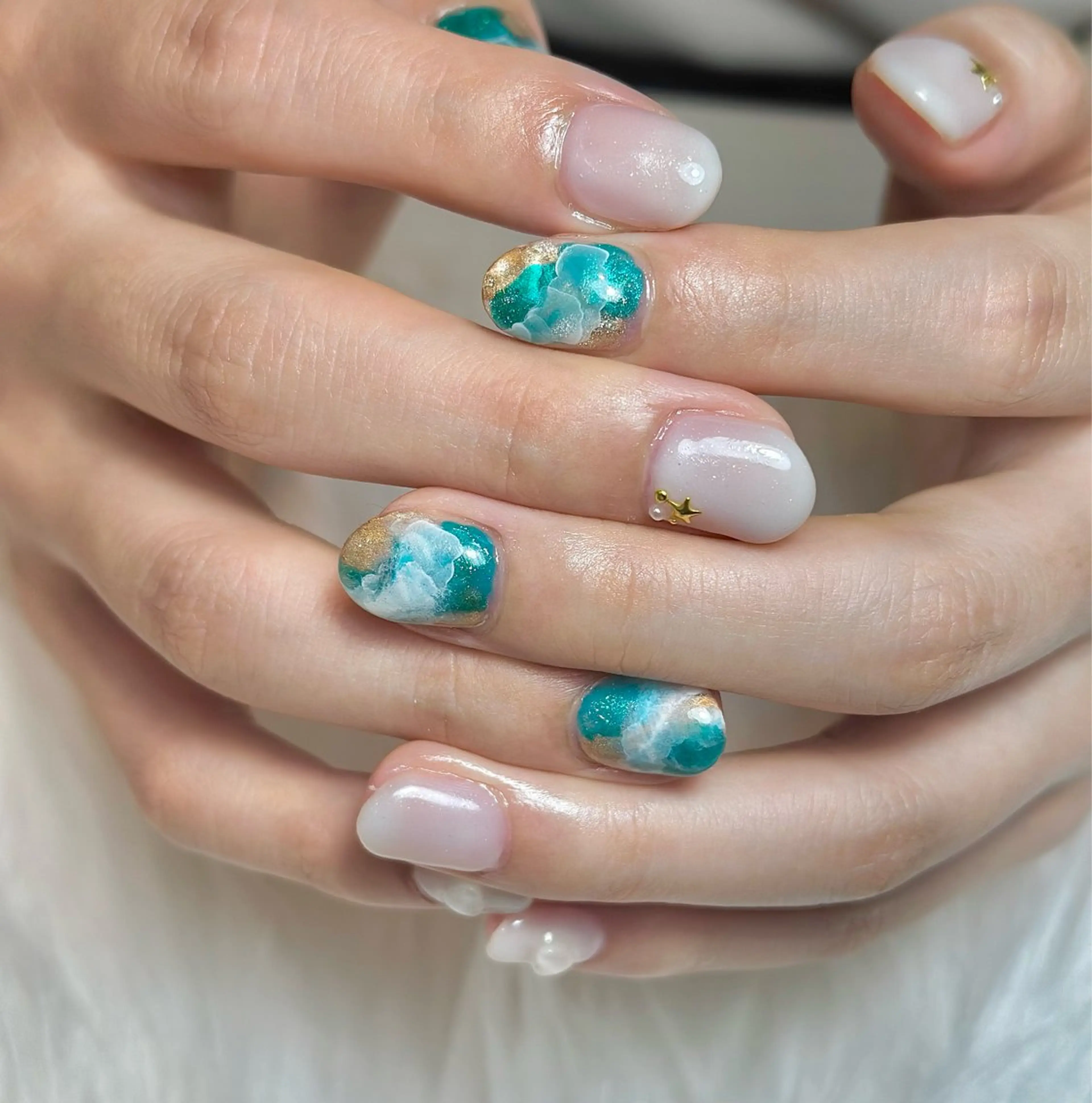 ネイル ニュアンスネイル ハンドネイル m_nail所属・O Mayaのネイルデザイン