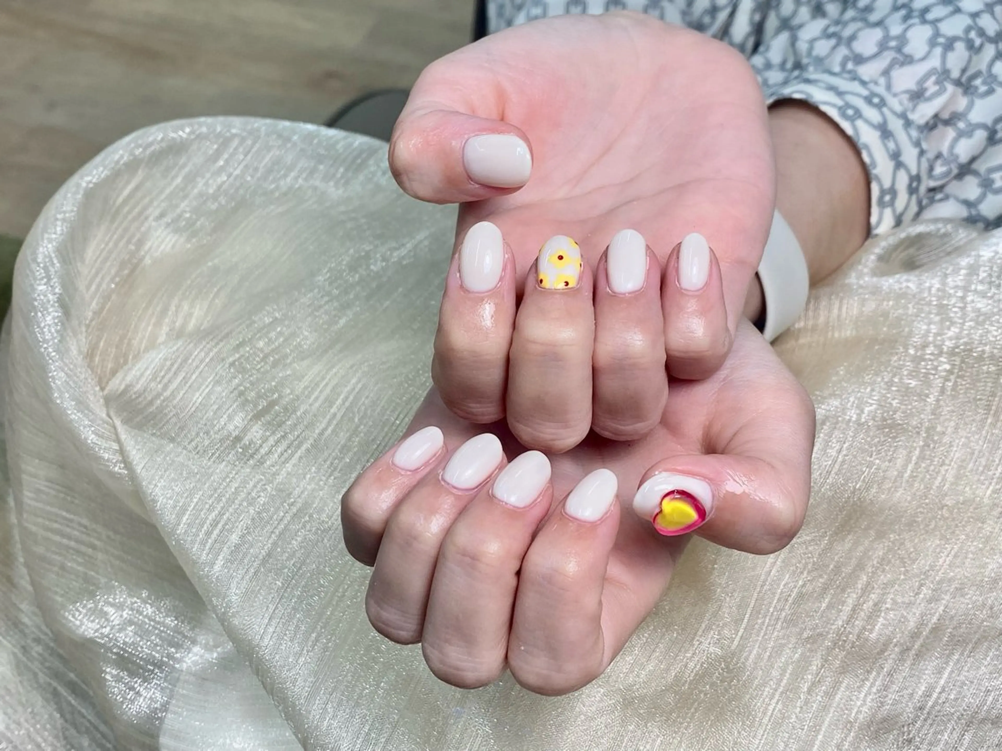 ネイル ハンドネイル ToliyDeliy Keilyのネイルデザイン