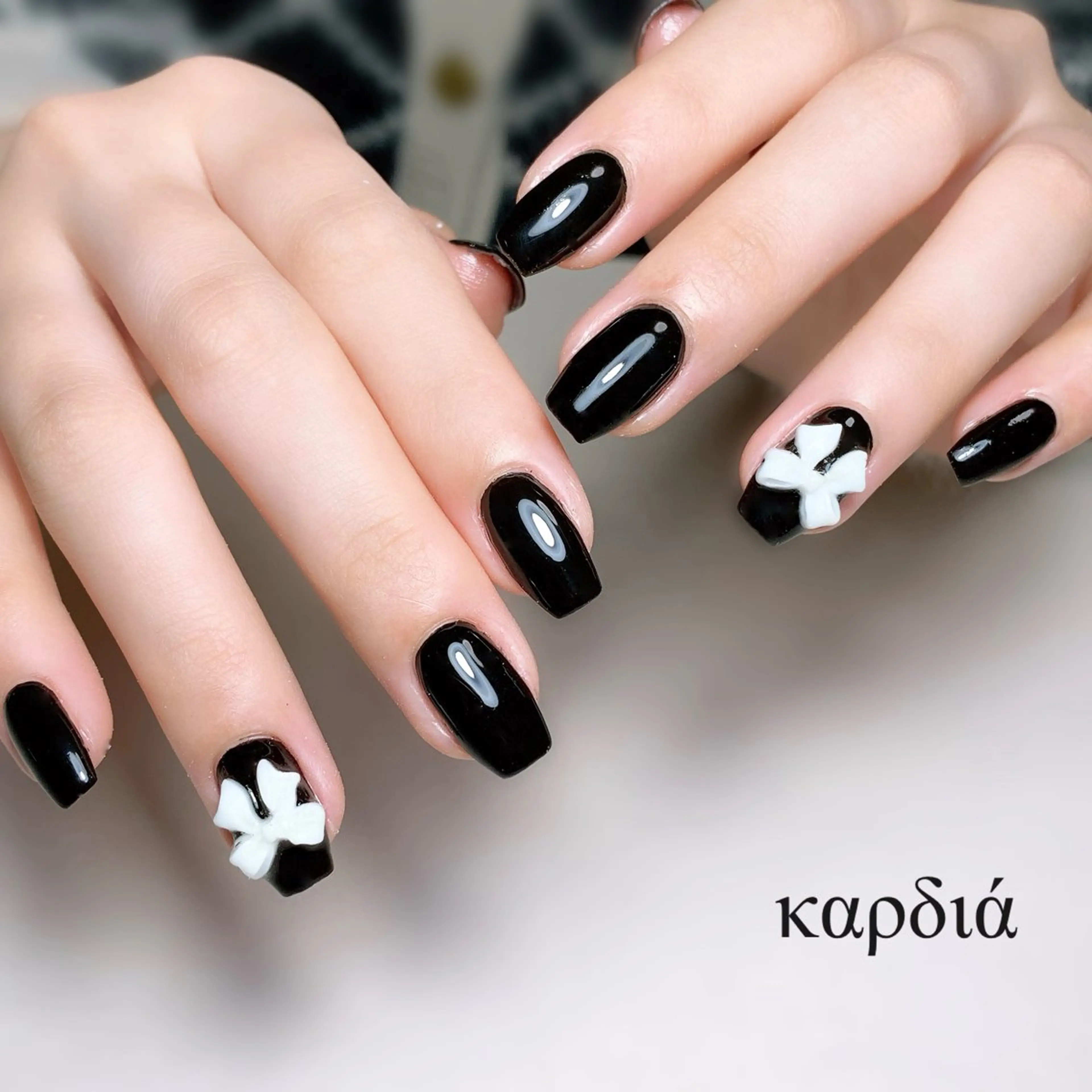 ネイル ハンドネイル καρδιά -ｶﾙﾃﾞｨｱ-のネイルデザイン