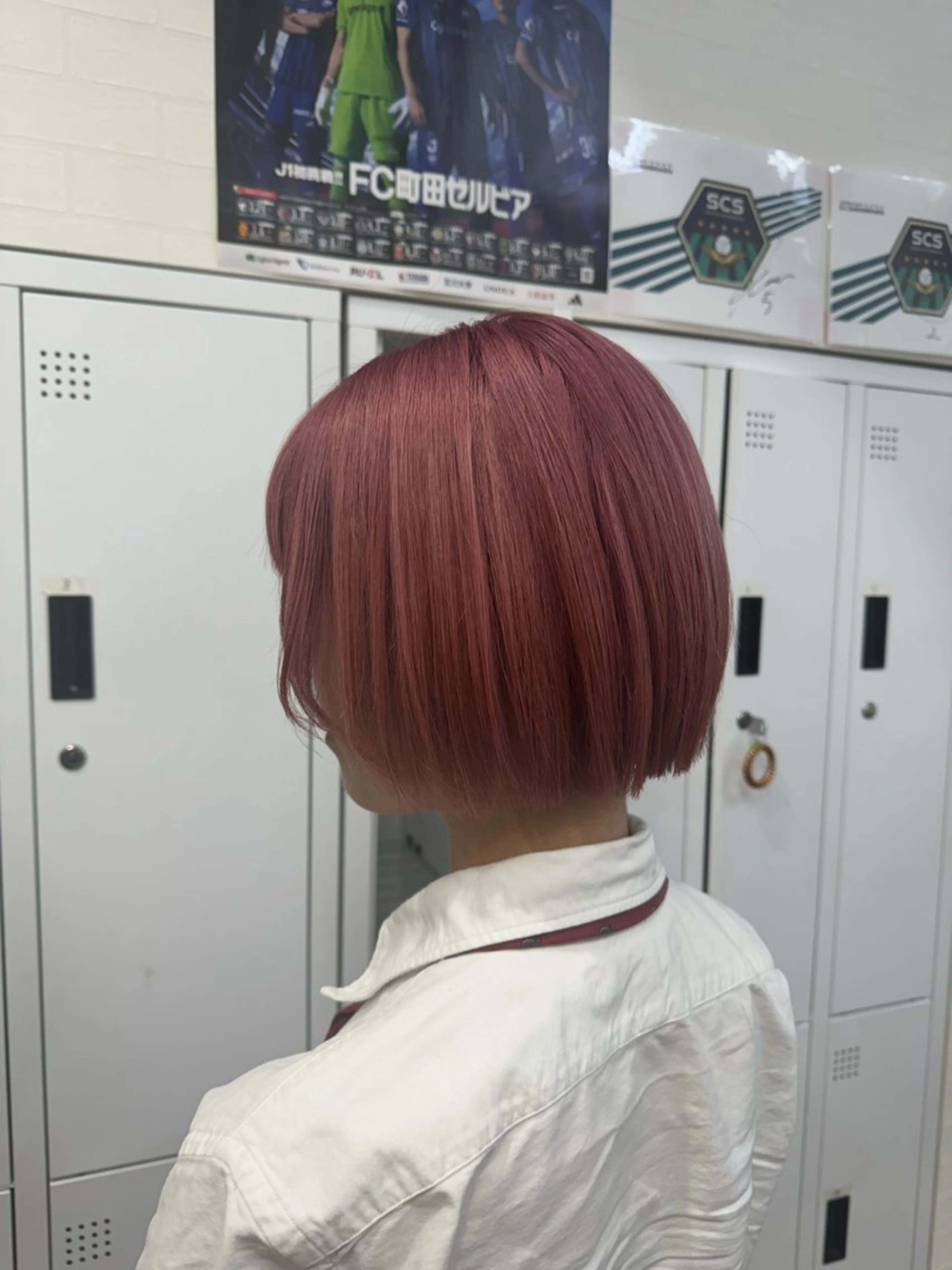 ショート ヘアカラー トリートメント 田子🦋ハイトーン 🫐耳つぼジュエリーのヘアスタイル