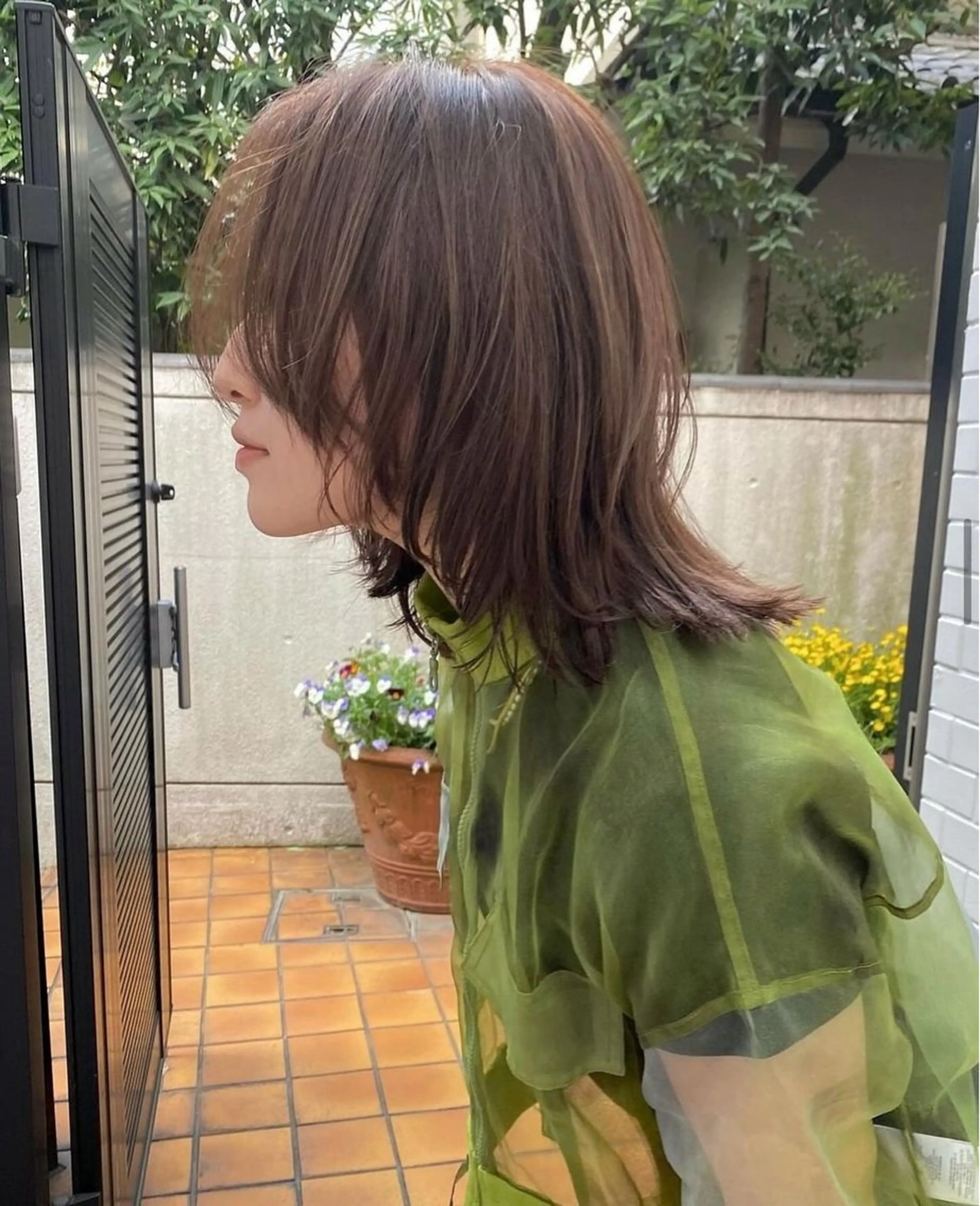 ミディアム レイヤーカット ウルフカット ウルフレイヤー SOYON星ヶ丘所属・👟SOYONトレン ドヘアともし🩶のヘアスタイル