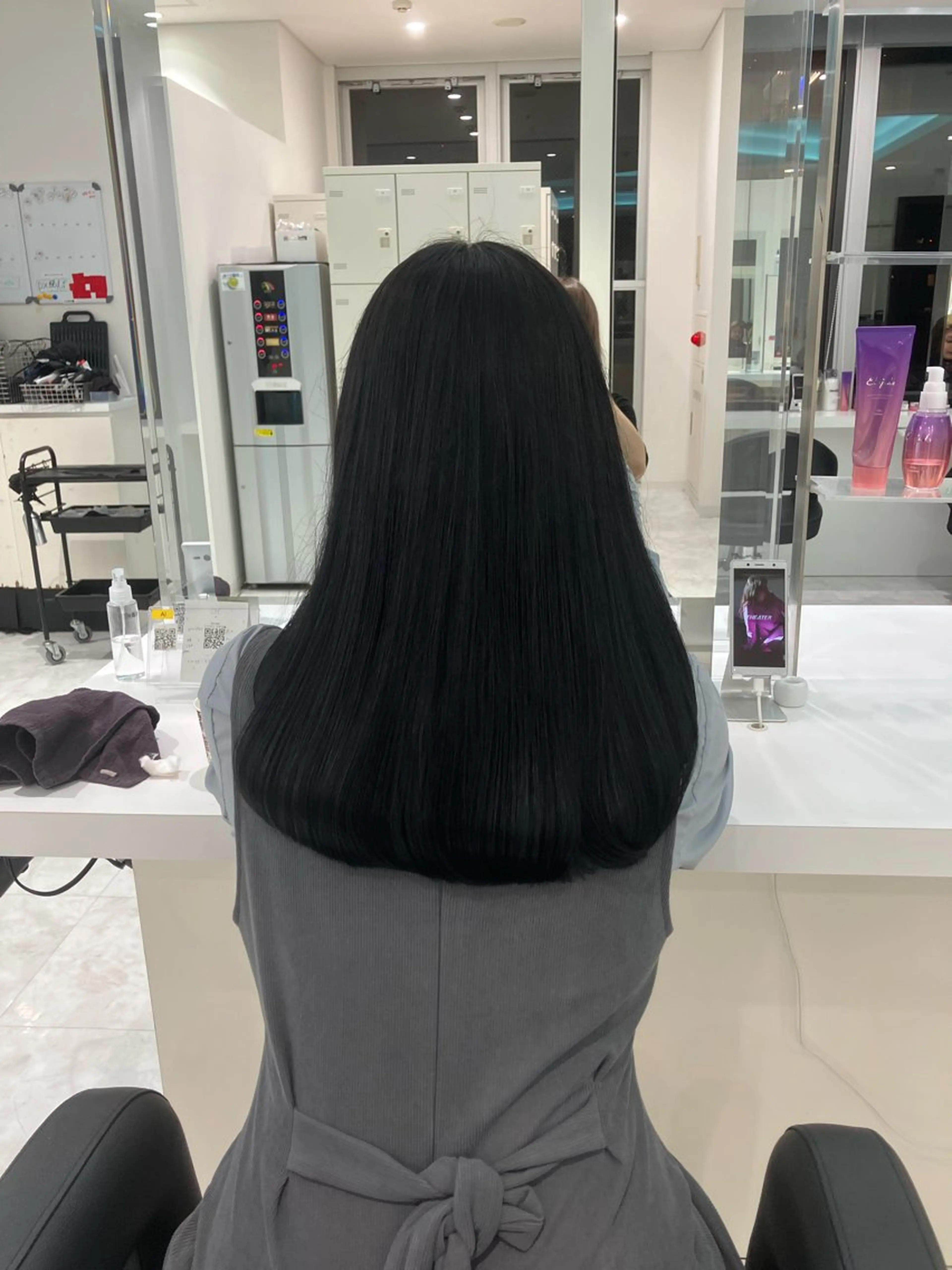 ロング カラー ヘアアレンジ 🫧透明感ラベンダー 似合わせ🫧あい🫧のヘアスタイル