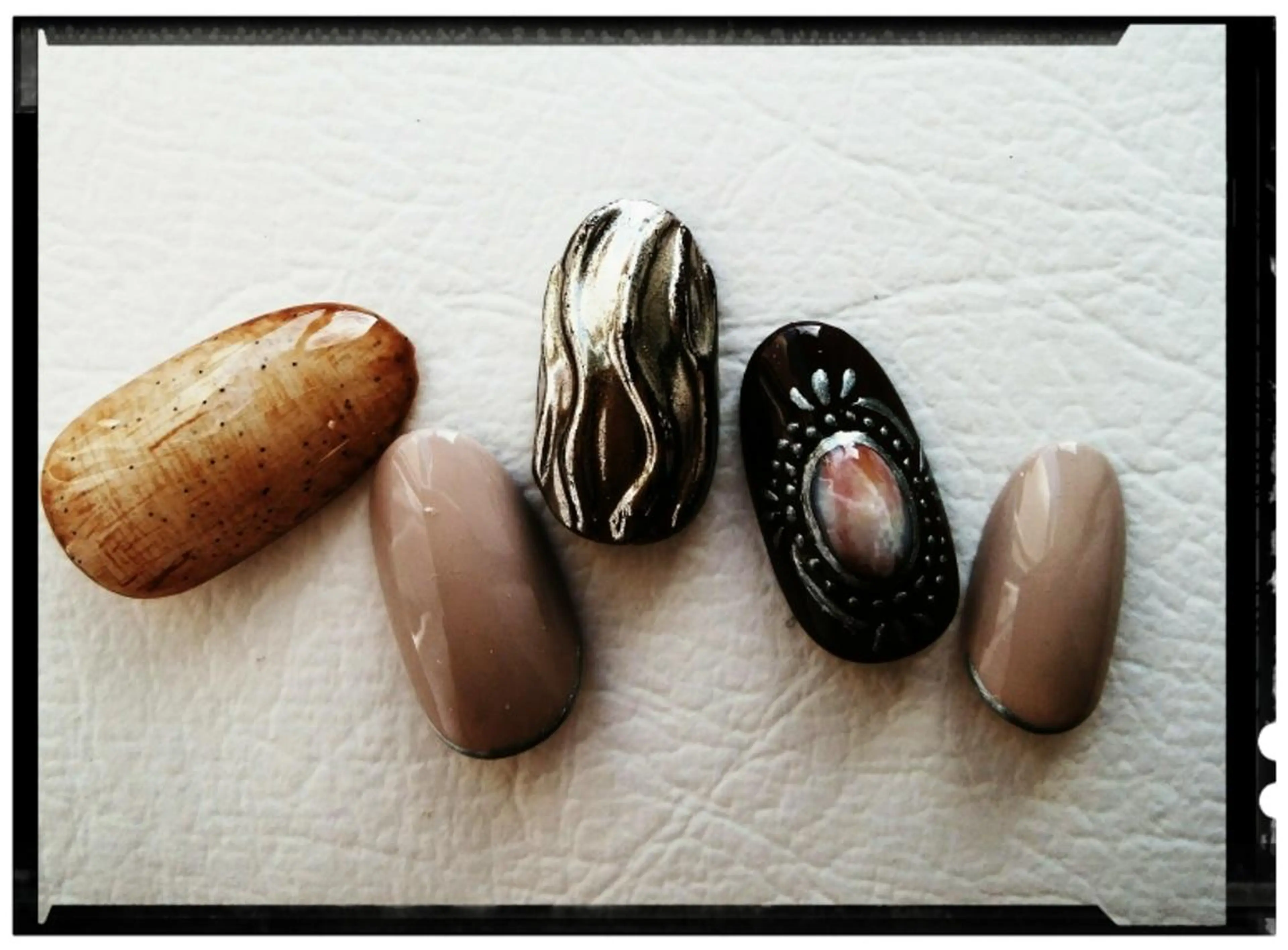 ネイル ジェルネイル ミラーネイル ハンドネイル リラクゼーション＆ネイル仙殊~センジュ~所属・senju 　のネイルデザイン