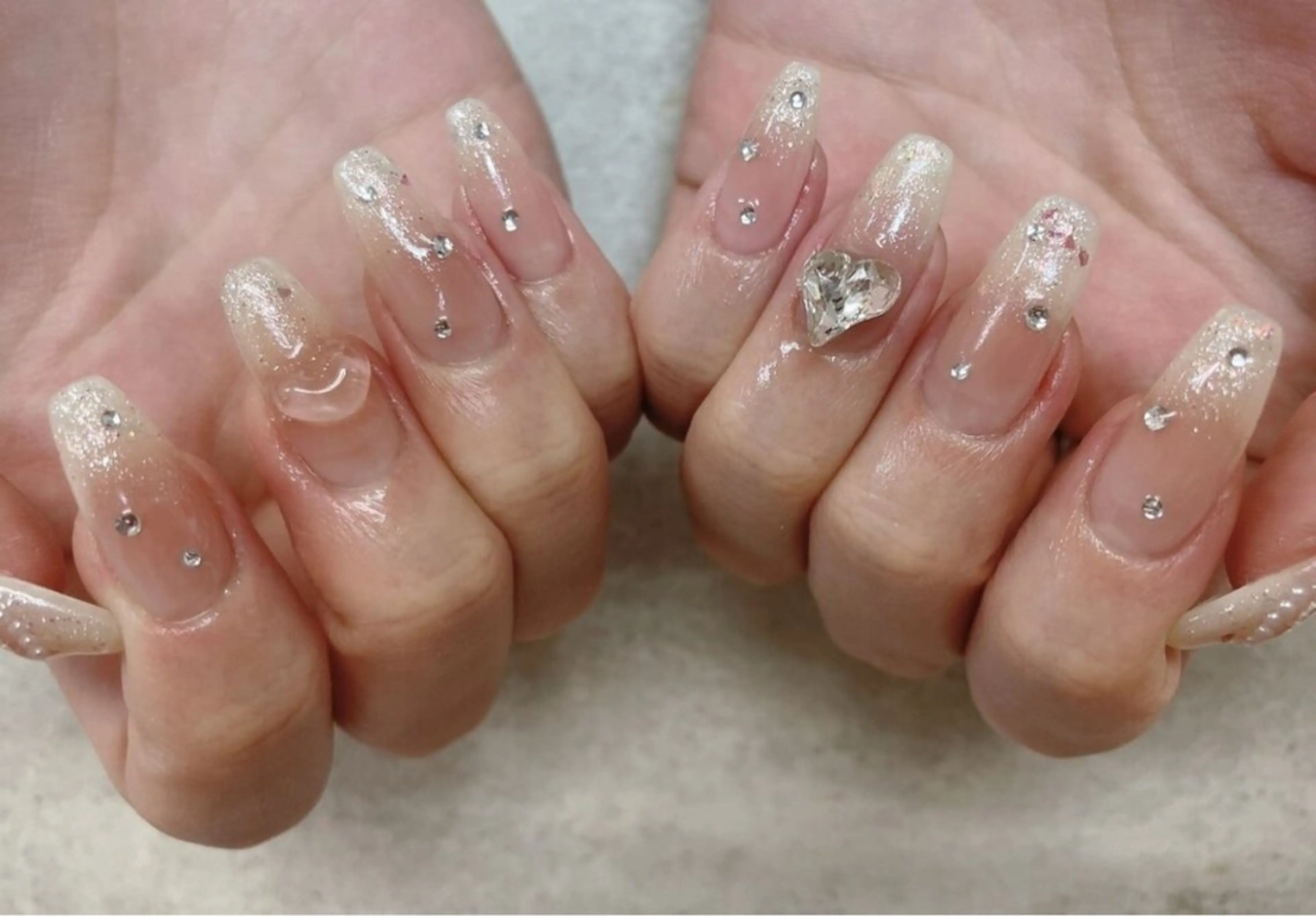 ネイル ハンドネイル ハンドケア flower nail salon所属・あや✨🆕 可愛い系長さだし専門のネイルデザイン
