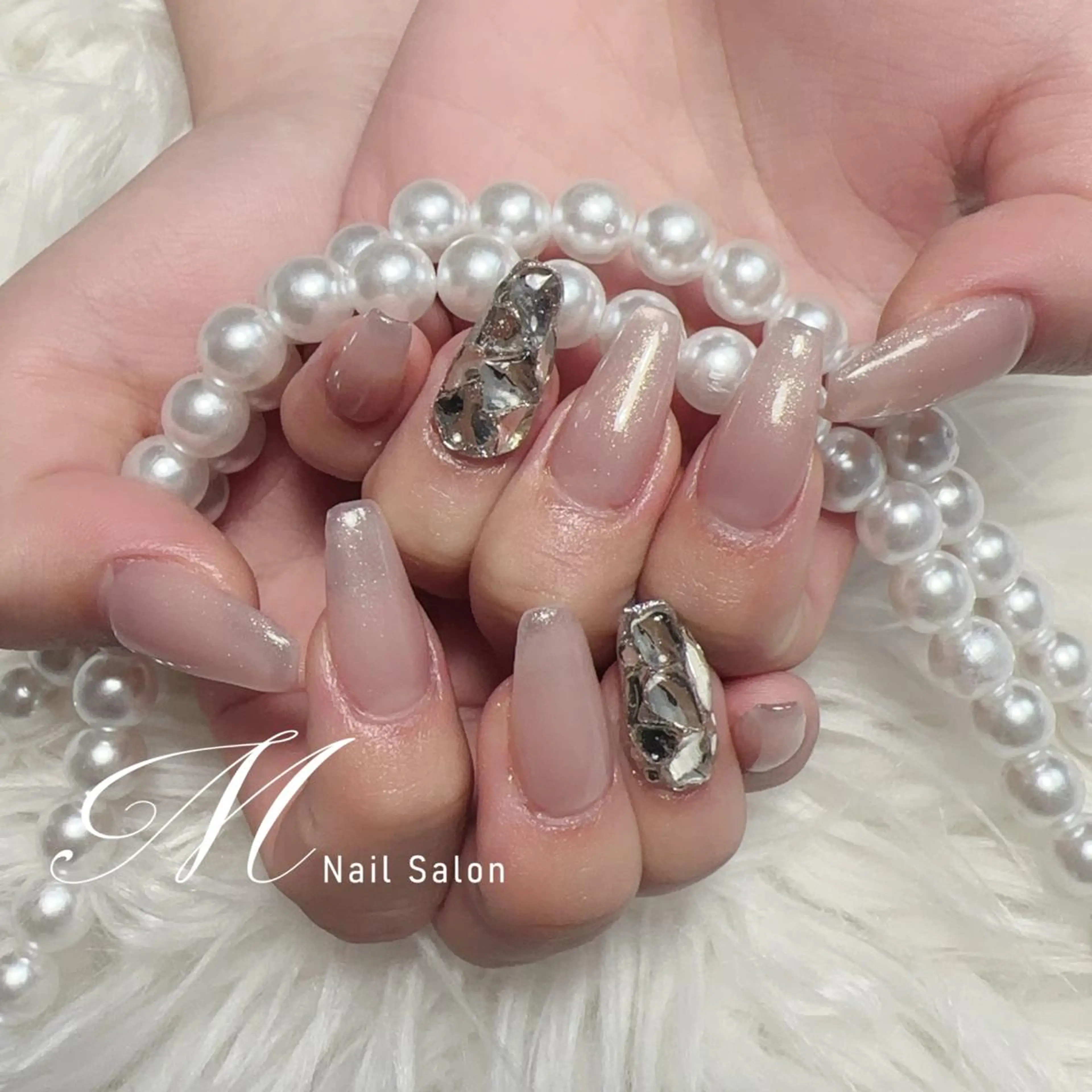 ネイル MNailパラ取扱店 🦋キャンペーン中✨のネイルデザイン