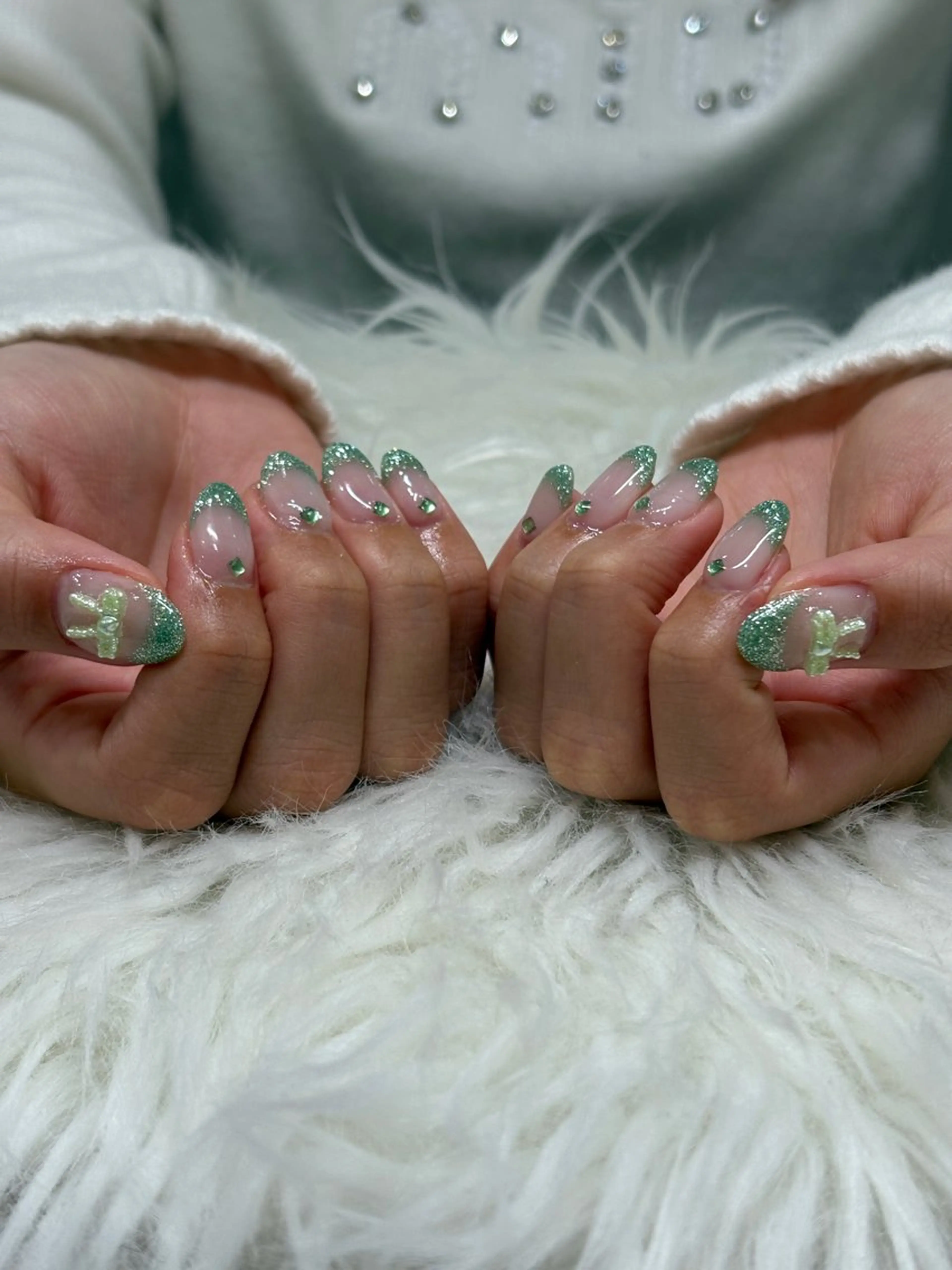 ネイル GO TODAY シェアサロン 渋谷Orla店所属・シオリ ⪩⪨のネイルデザイン