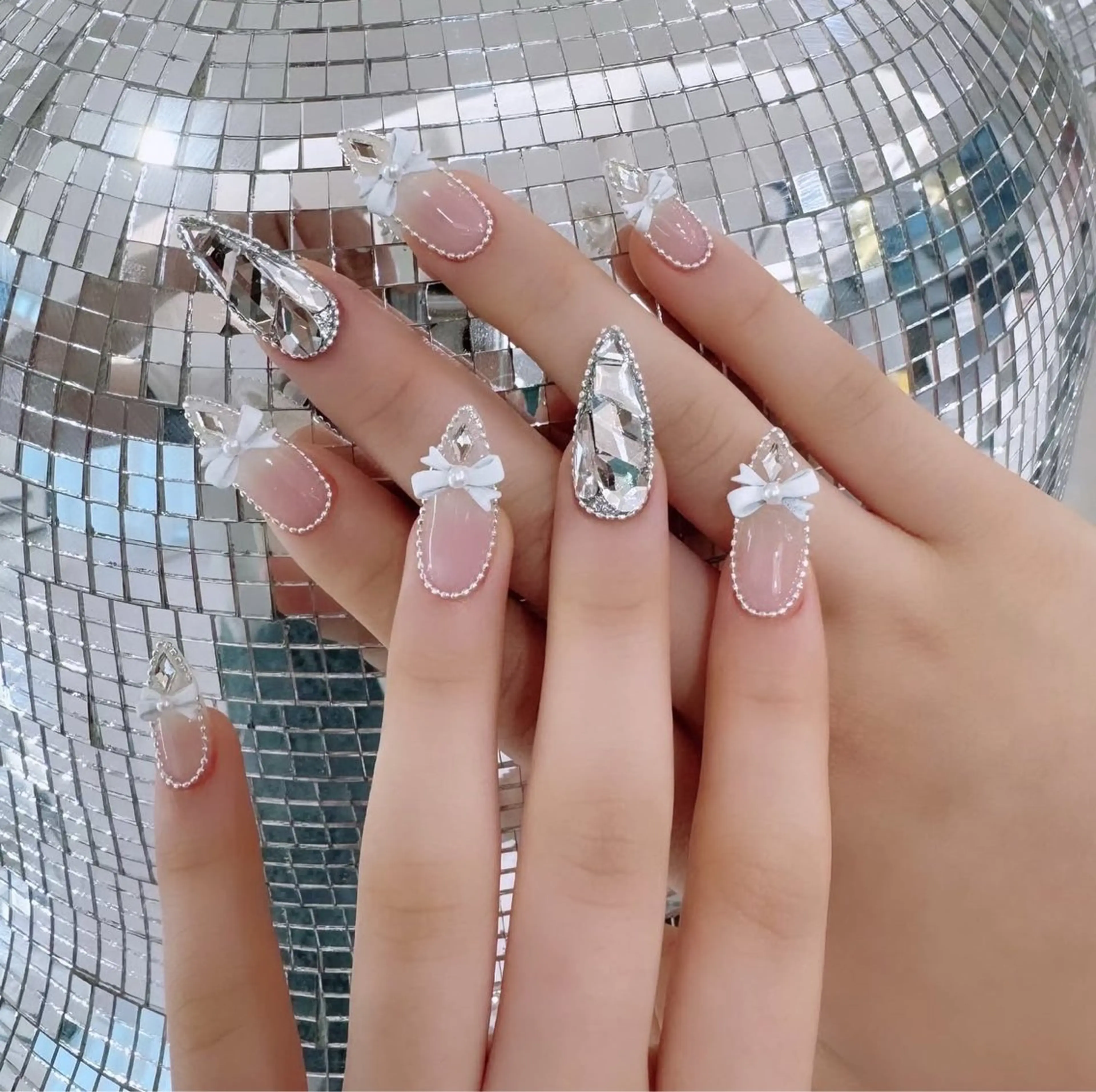 ネイル アートネイル ジェルネイル ネイルチップ ハンドネイル Rin Rin TA Nailのネイルデザイン