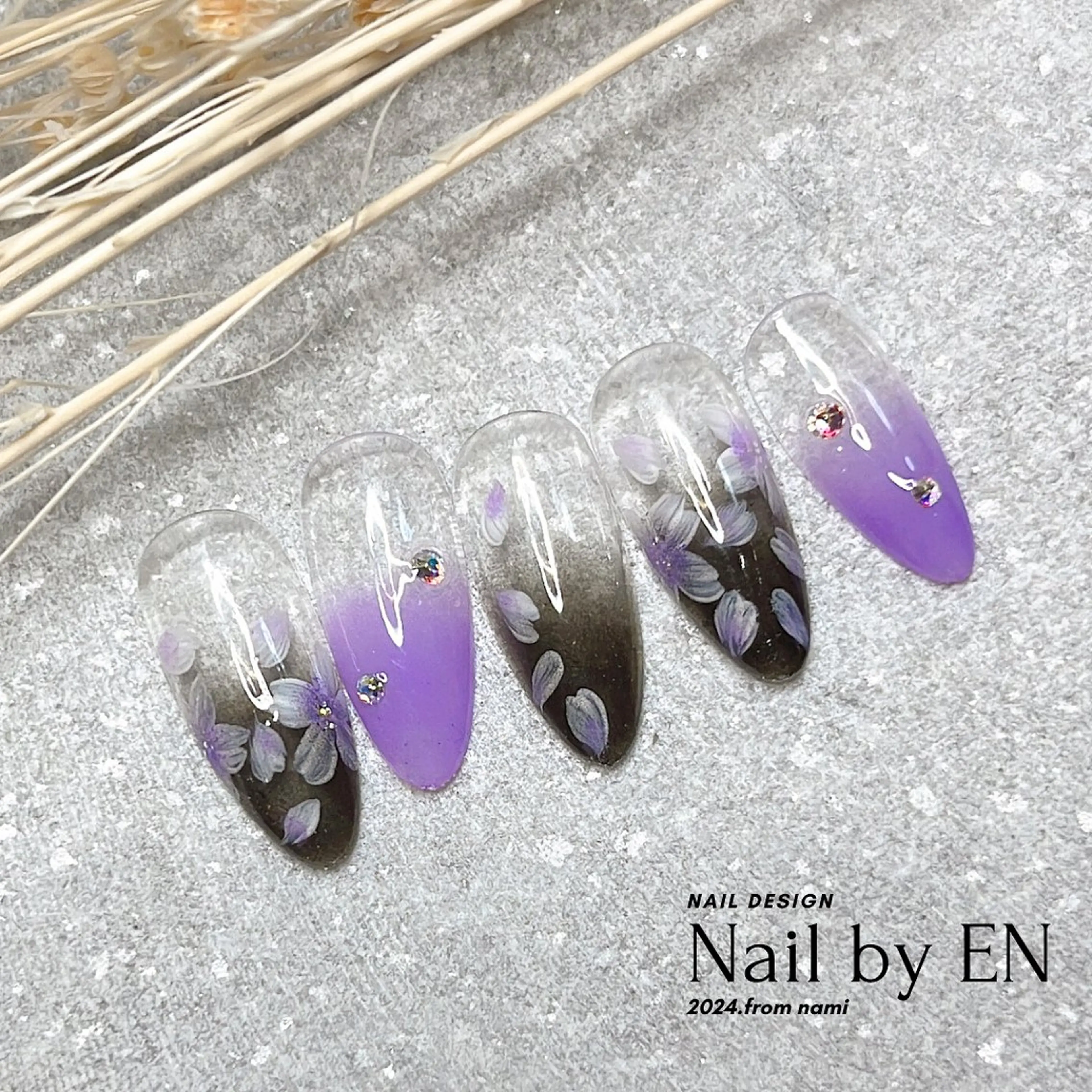 ネイル Nail&Wax by ENのネイルデザイン