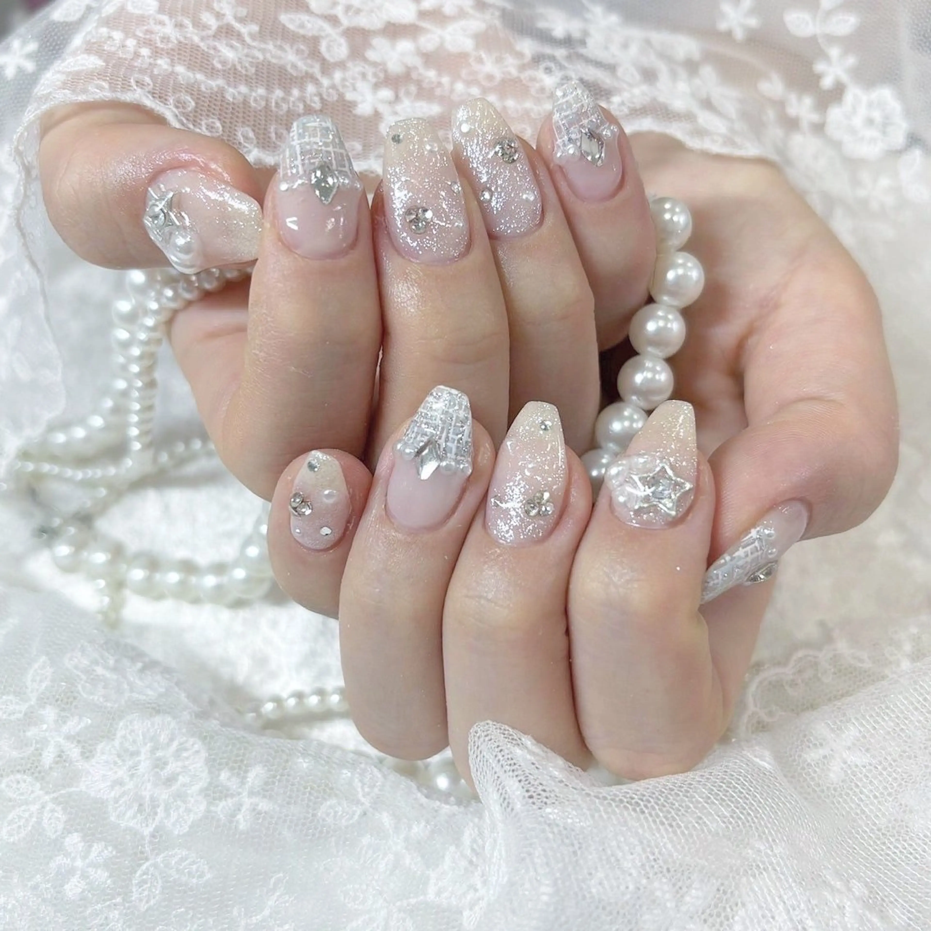 ネイル アートネイル 長さ出し フットネイル 韓国ネイル マグネットネイル ハンドネイル Kanako 💫のネイルデザイン