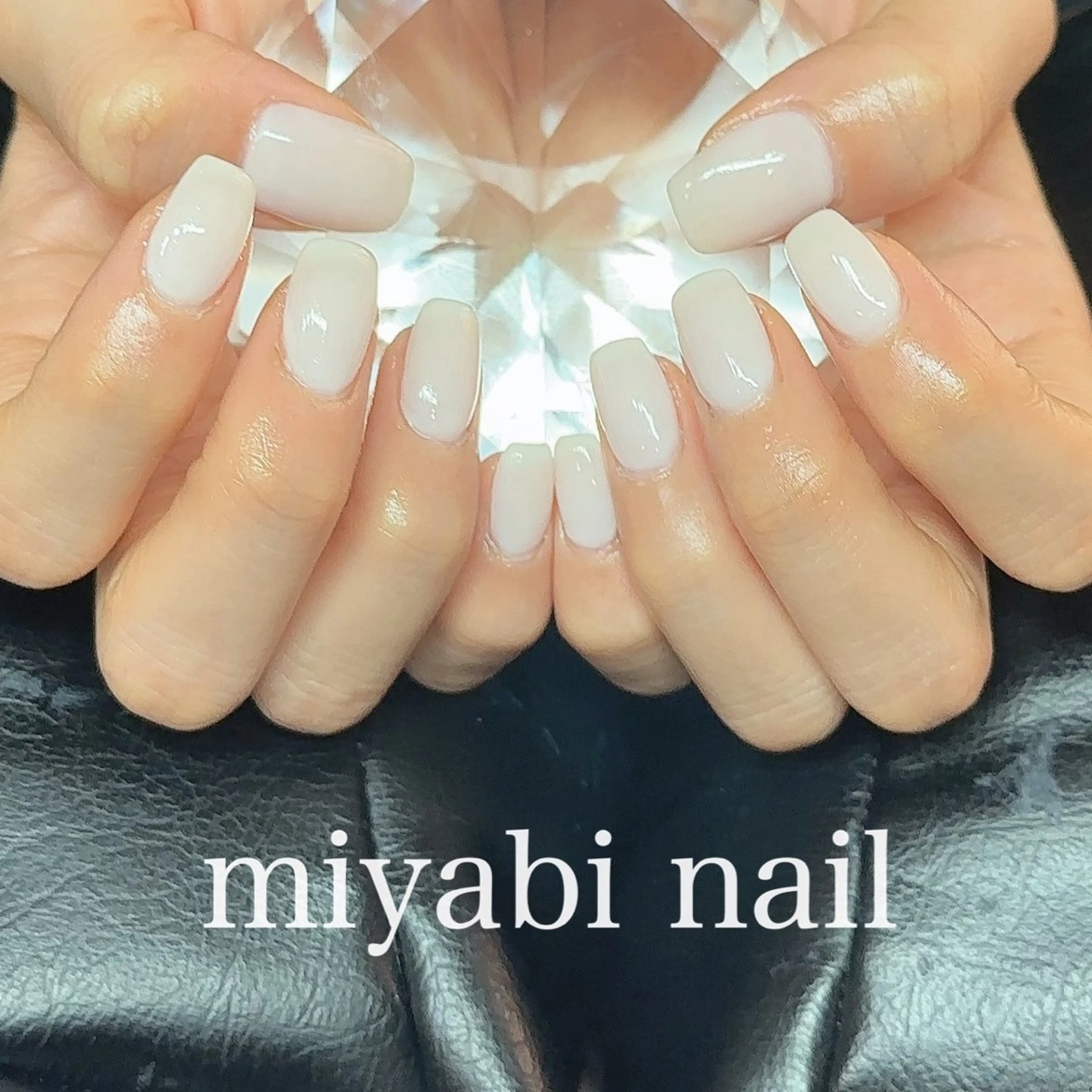 ネイル ジェルネイル 持ち込み ワンカラーネイル スクエアネイル ホワイト ハンドネイル miyabi nail 桂川駅近くのネイルデザイン