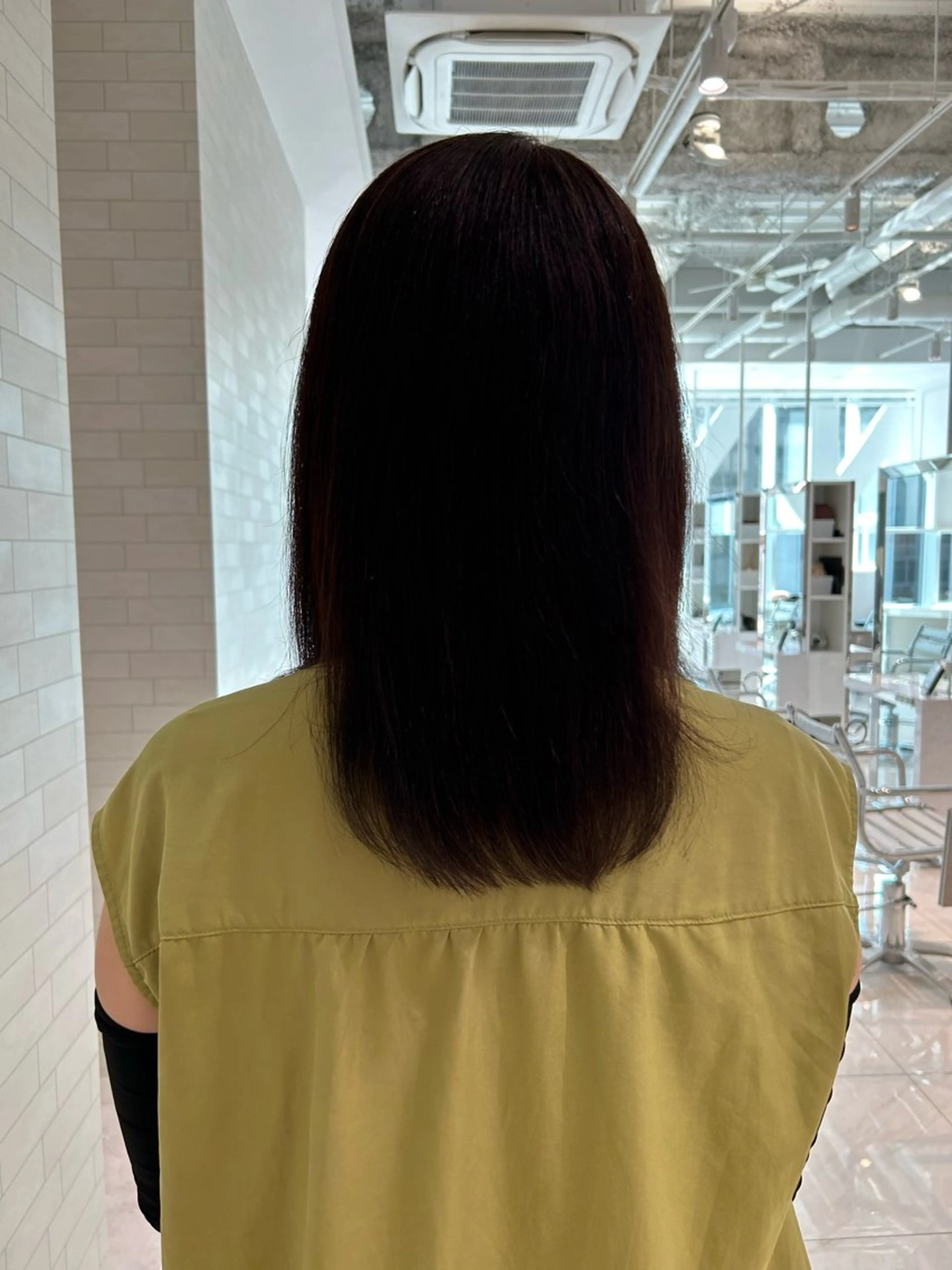 セミロング 透明感カラーの人🍧 平松秀門のヘアスタイル