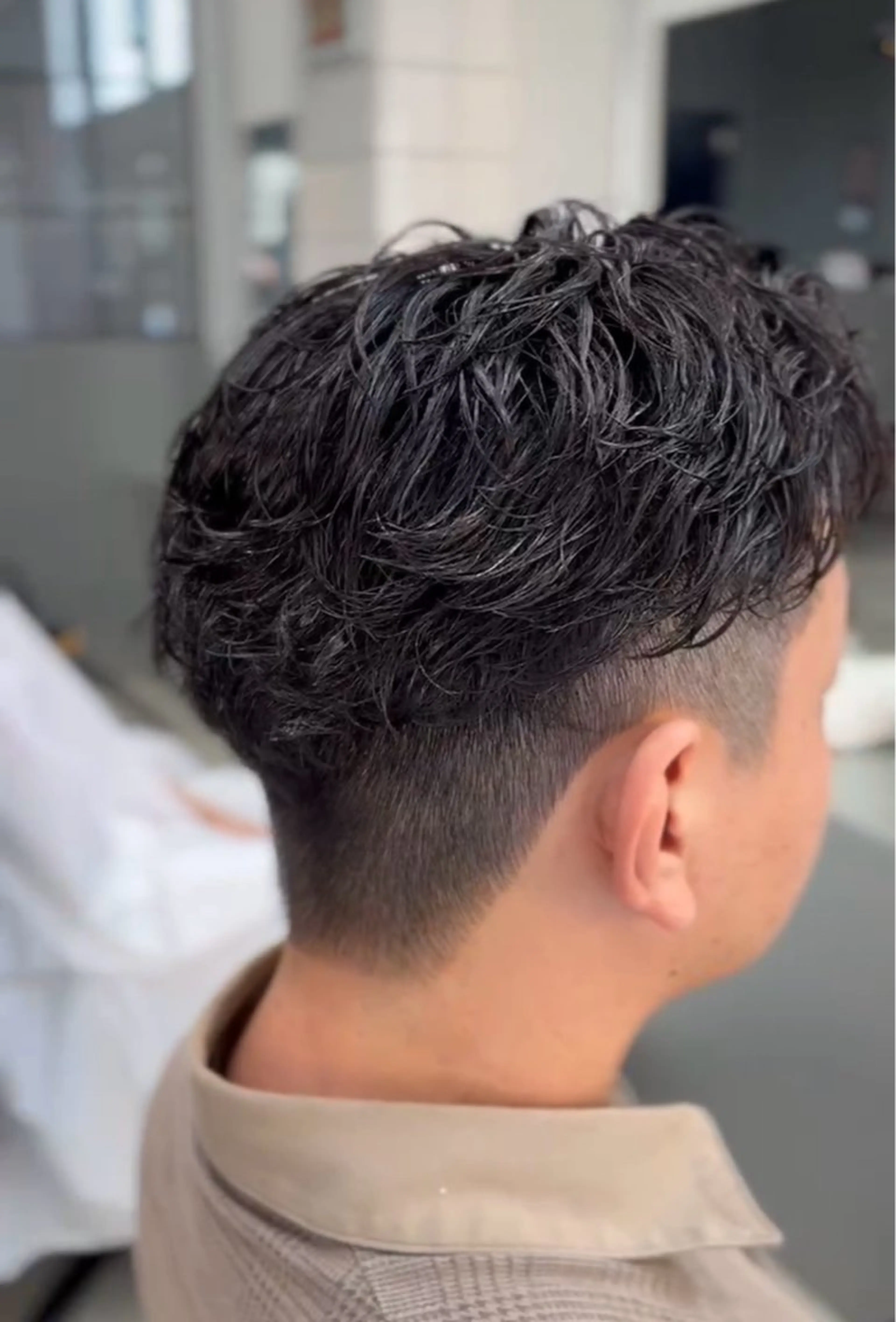 パーマ メンズ カット パーマ メンズ専門サロン wokeのヘアスタイル