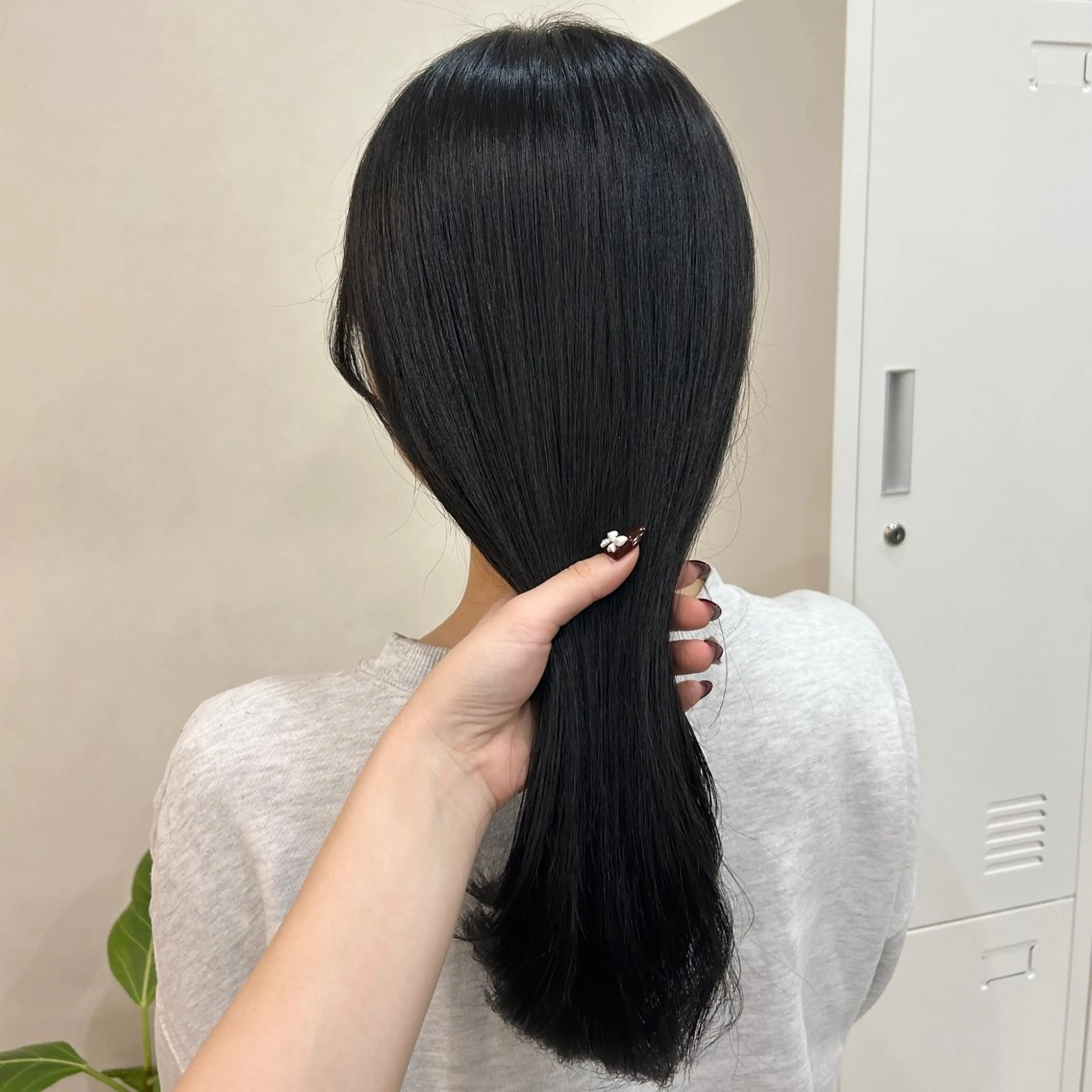 ロング カット ヘアカラー トリートメント MIDORI🌙 透明感/ベージュのヘアスタイル