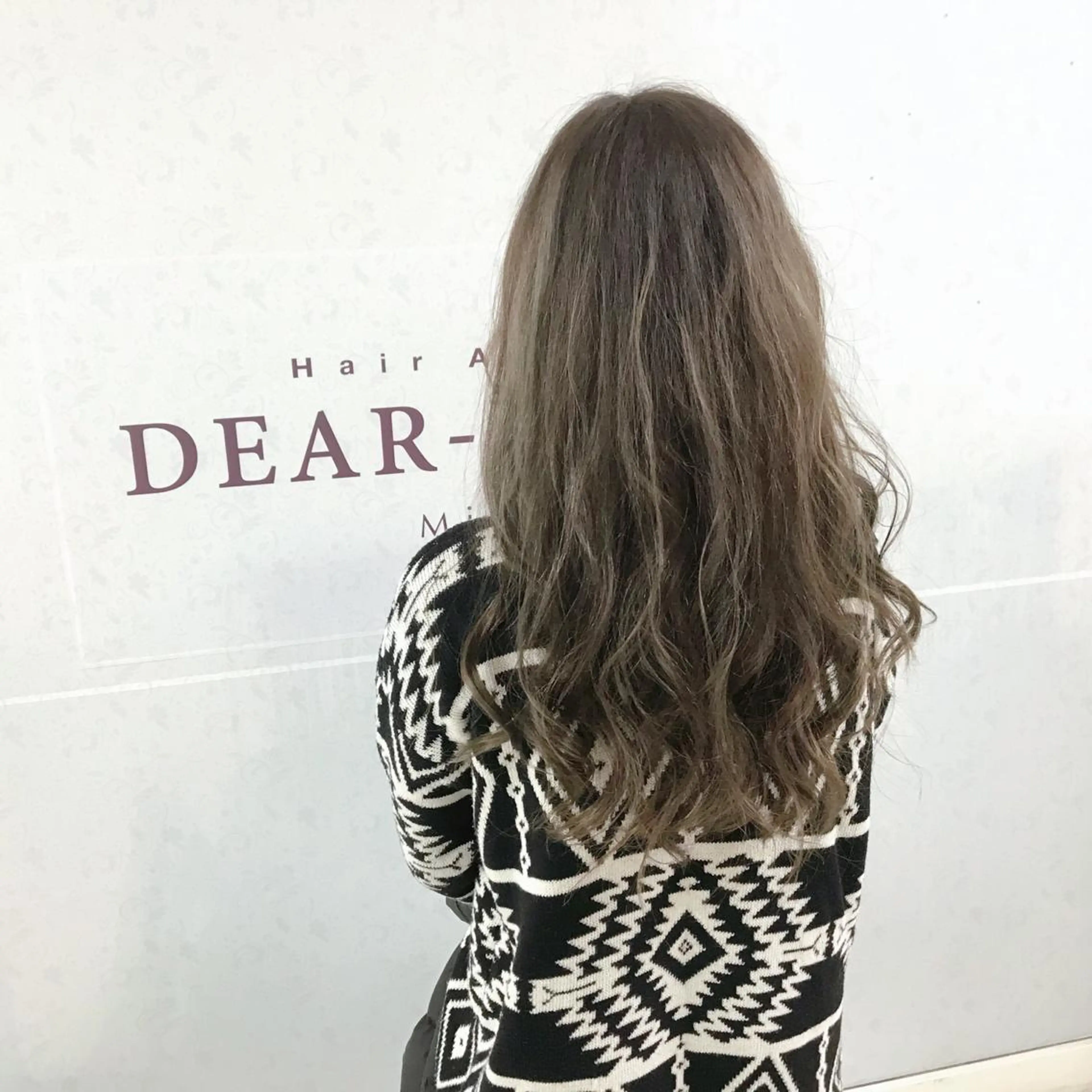 ロング カラー 透明感カラー グレージュ ハイライトカラー ハイライト 中嶋 ナカジマのヘアスタイル