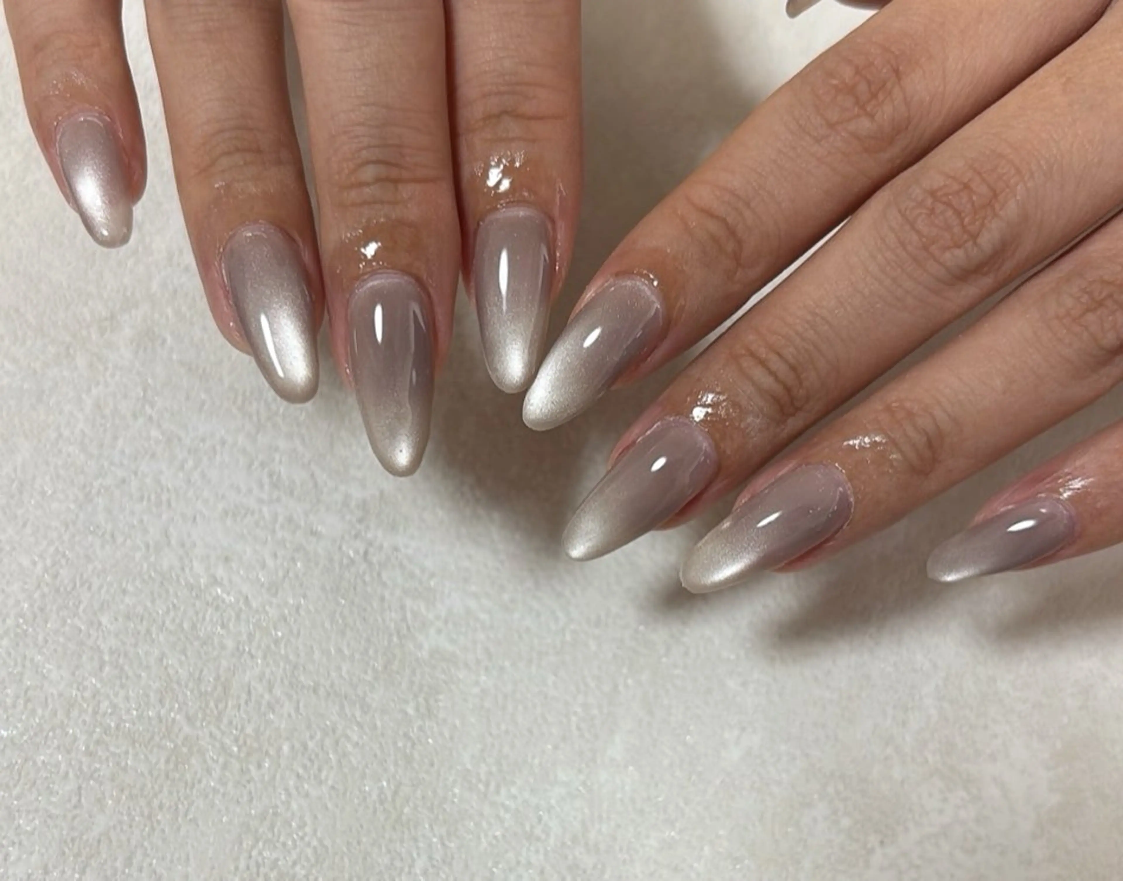 ネイル オーロラネイル ブルー フットネイル フレンチネイル ジェルネイル kiki nail たまプラーザのネイルデザイン