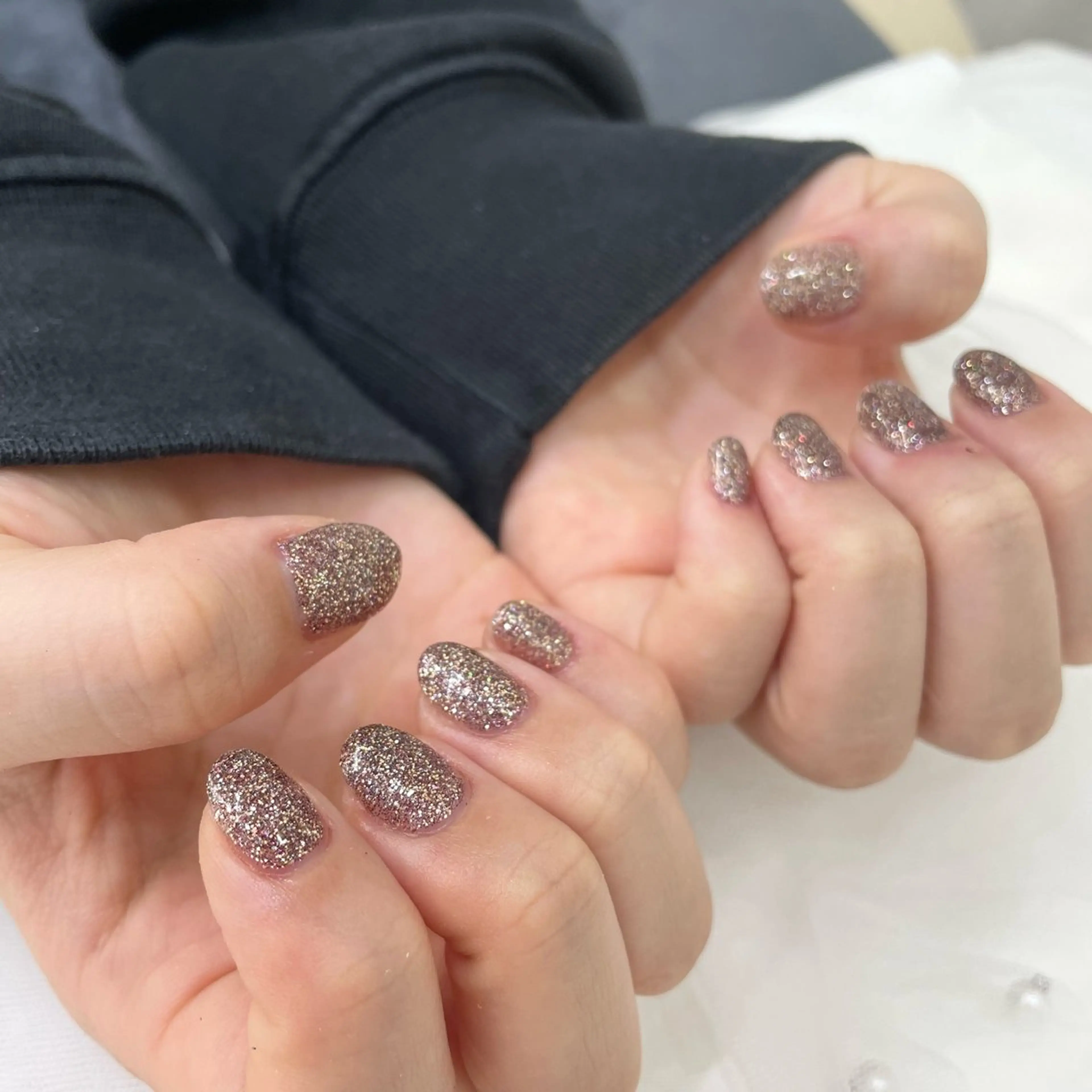 ネイル esNAIL新宿西口店所属・emi esNAILのネイルデザイン