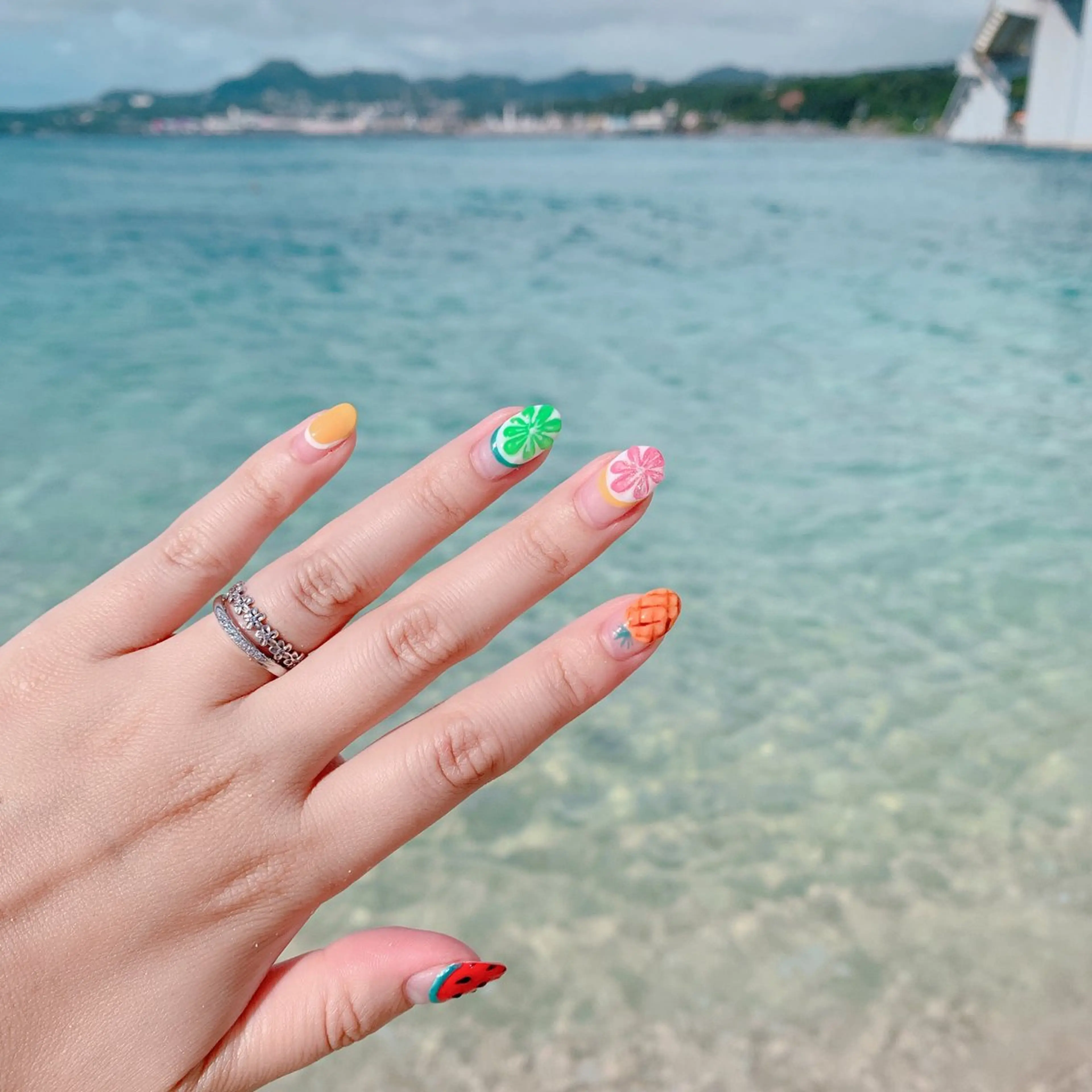 ネイル #Rakuun所属・🍍Rakuun🍍 のんのネイルデザイン