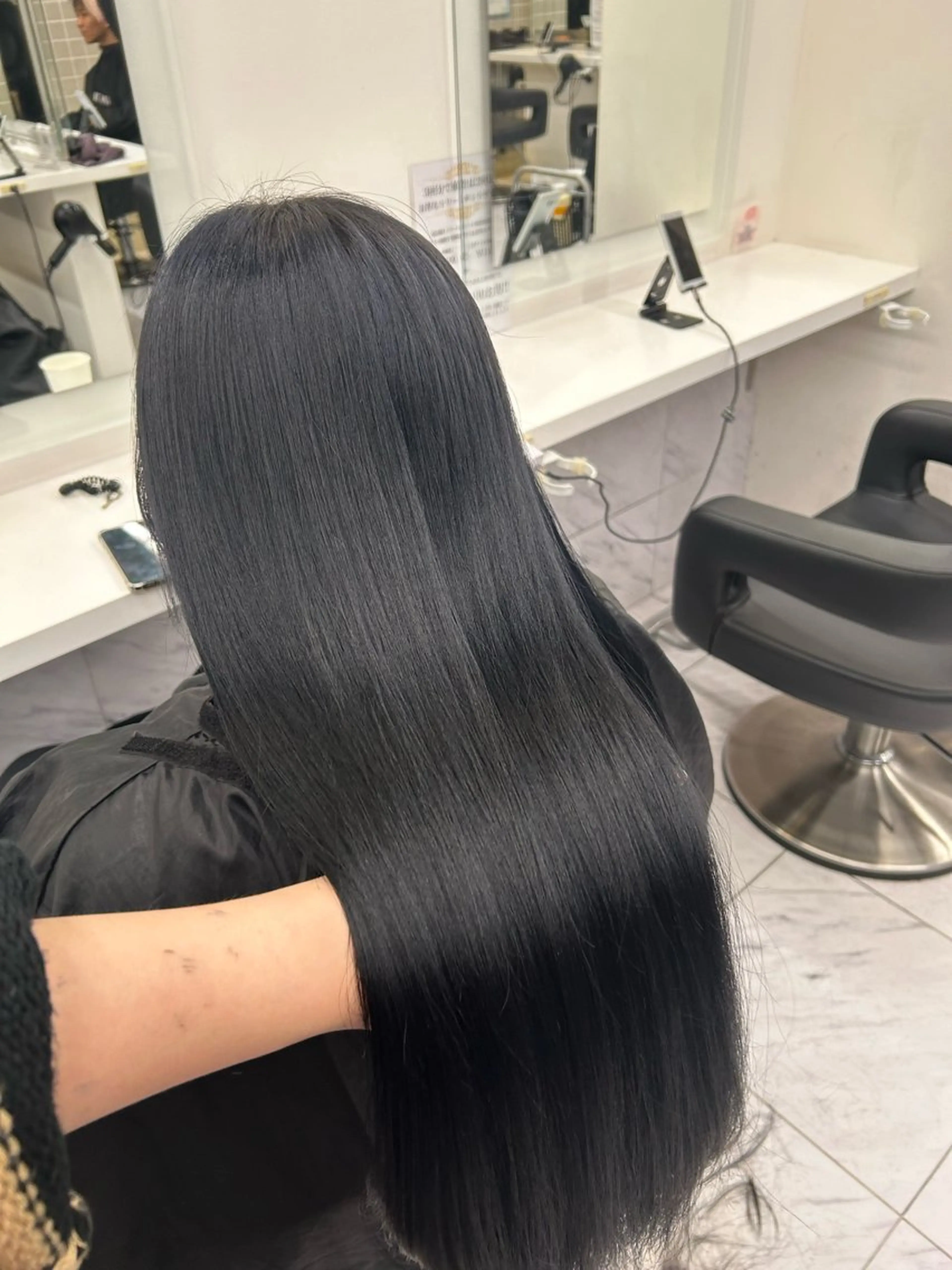 セミロング カラー ヘアアレンジ 縮毛矯正 💗うる艶モテ髪 💗髪質改善✨🫧のヘアスタイル