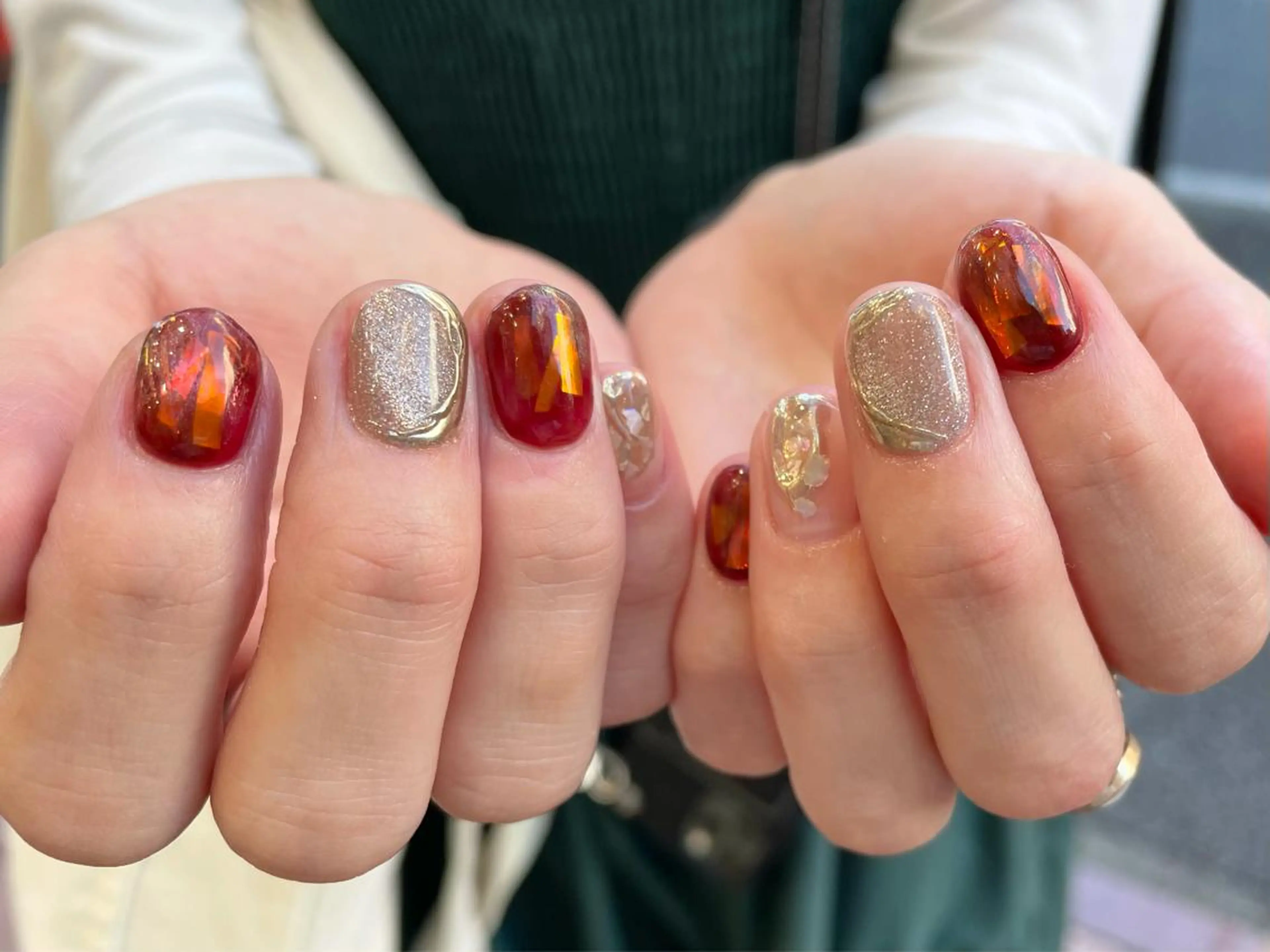 ネイル ハンドネイル Ash関内ネイリスト 荒木晴香のネイルデザイン