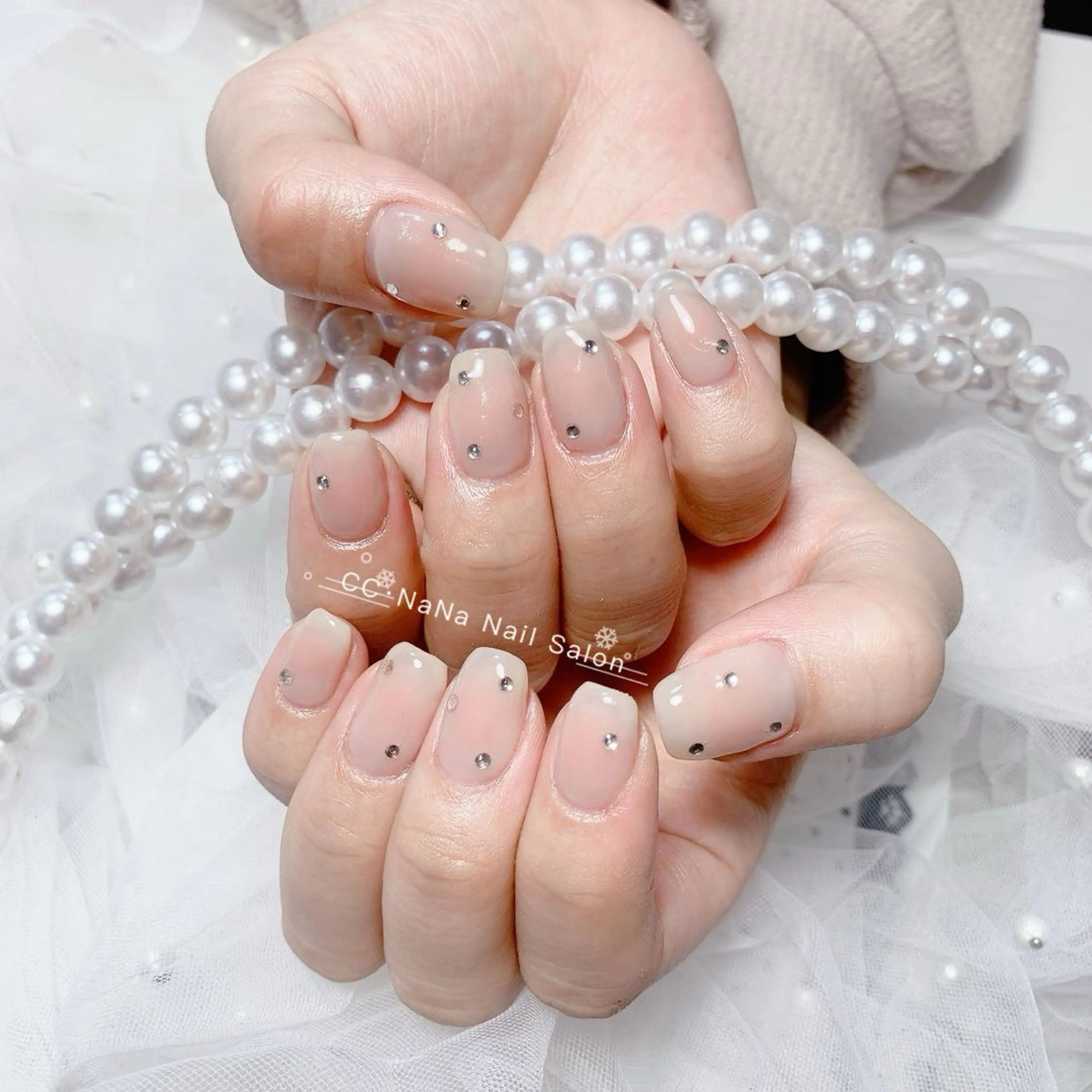 ネイル チークネイル フラッシュネイル ハート キラキラネイル 韓国ネイル ハンドネイル 💎CC・NaNa 韓国風ネイル🌙のネイルデザイン