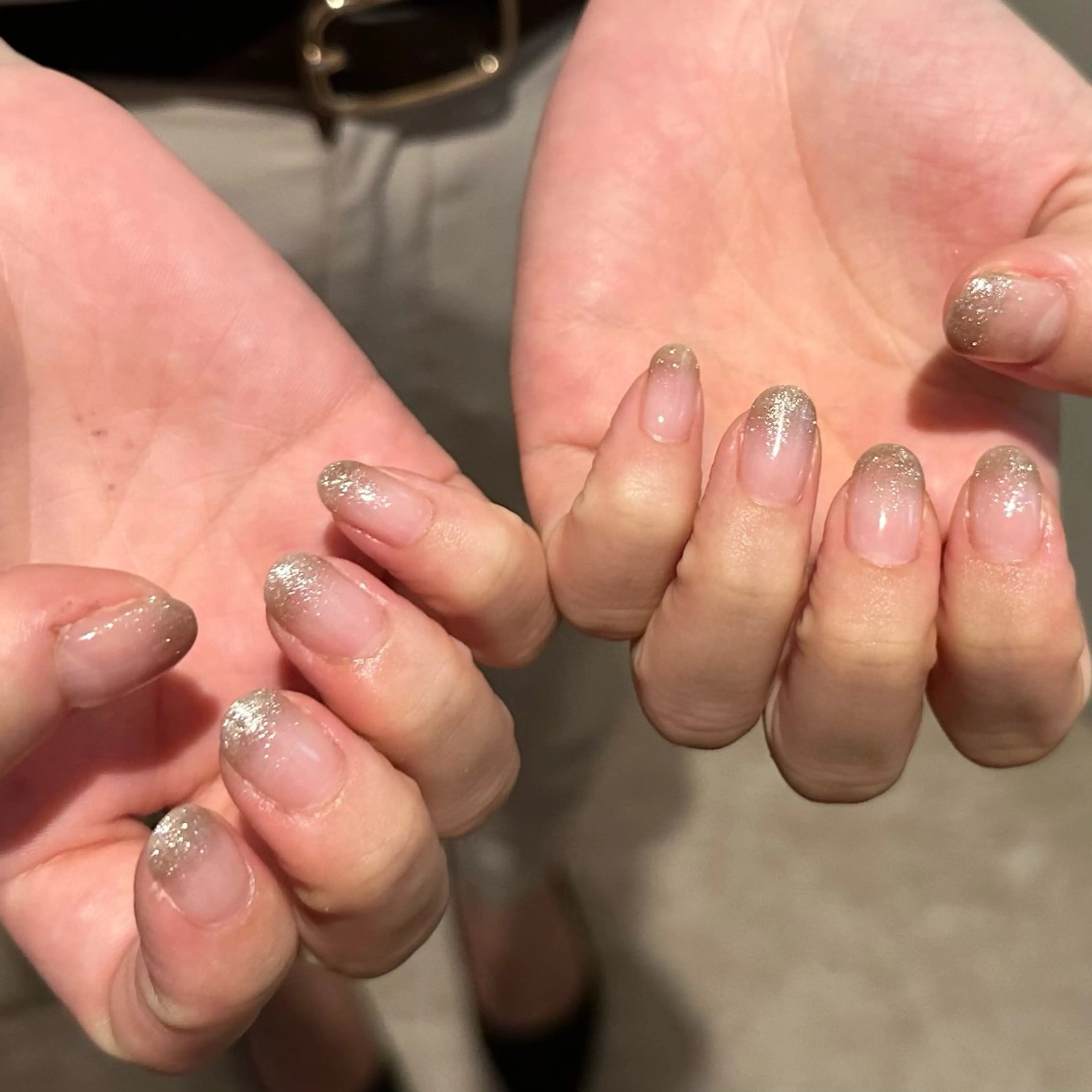 ネイル グラデーション ラメ(グリッター) ラメグラデーション Etel atelier.のネイルデザイン