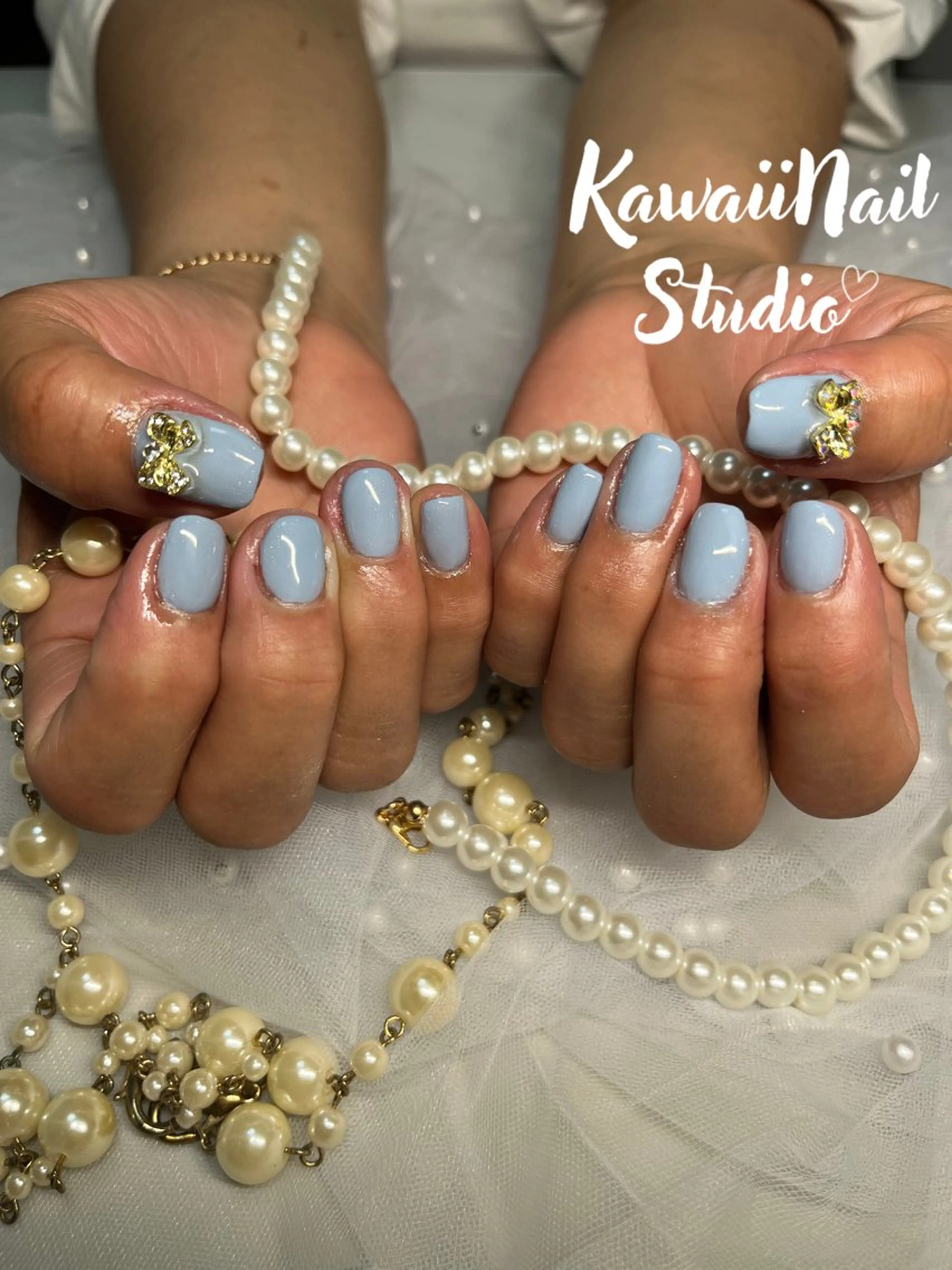 ネイル 水色 ワンカラーネイル 夏ネイル ハンドネイル フットネイル Kawaii nail studio所属・Kawaiinail studioのネイルデザイン