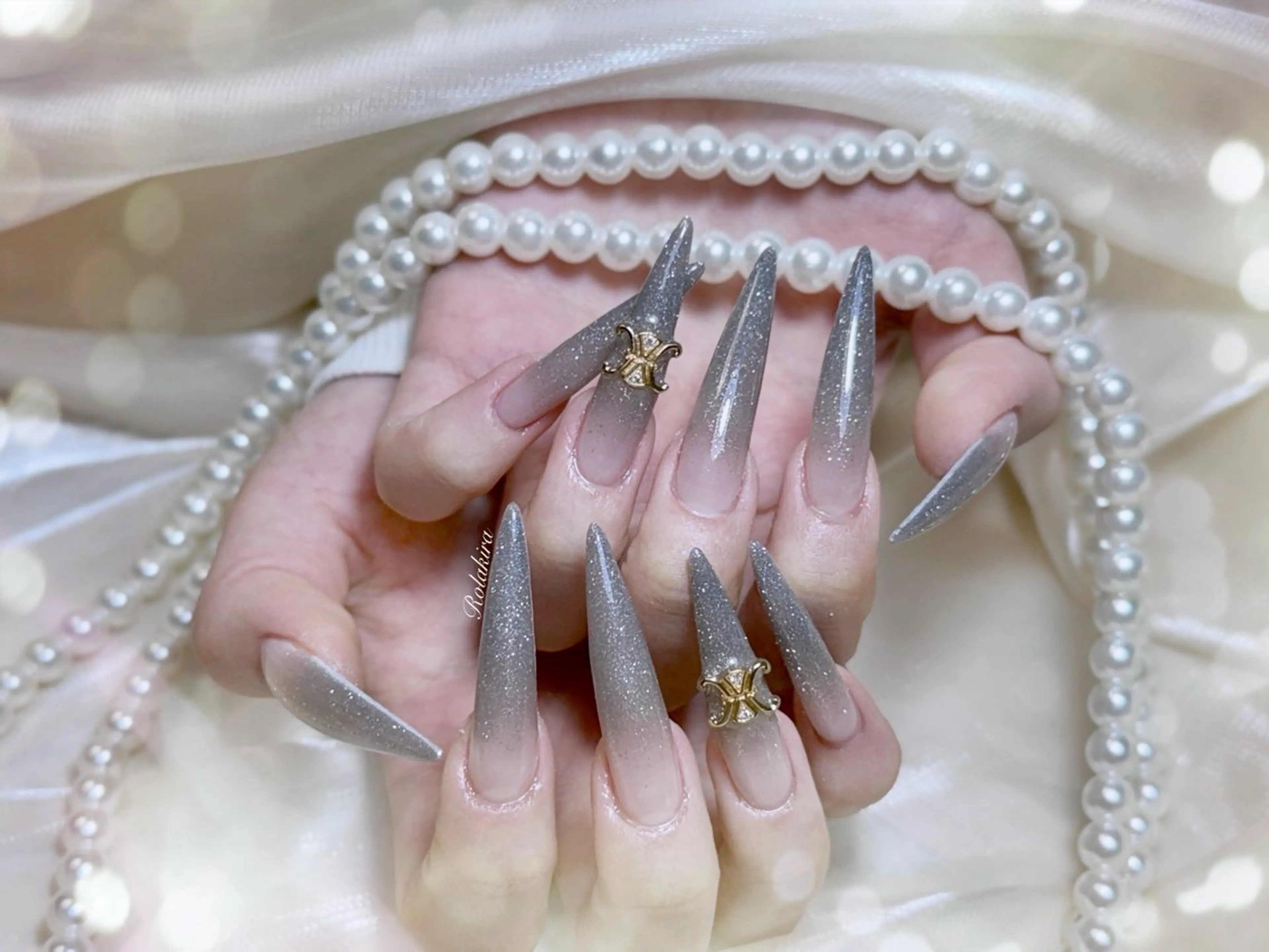 ロング 韓国風ヘア ハンドネイル Rola kira nail salon所属・Rola kira 麗のネイルデザイン