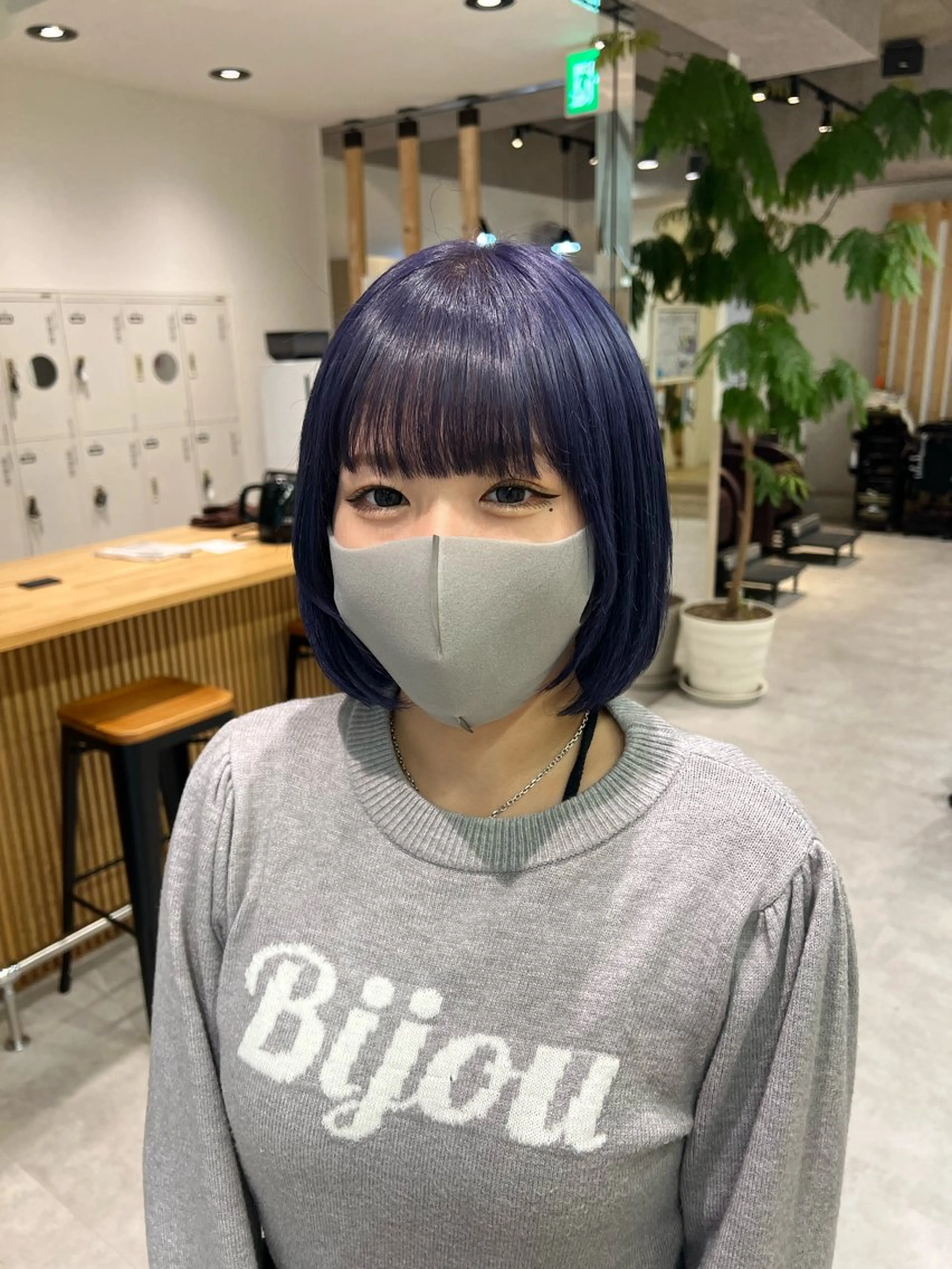 ショート カラー ヘアカラー トリートメント ダブルカラーブリーチ 髪質改善　縮毛矯正のヘアスタイル