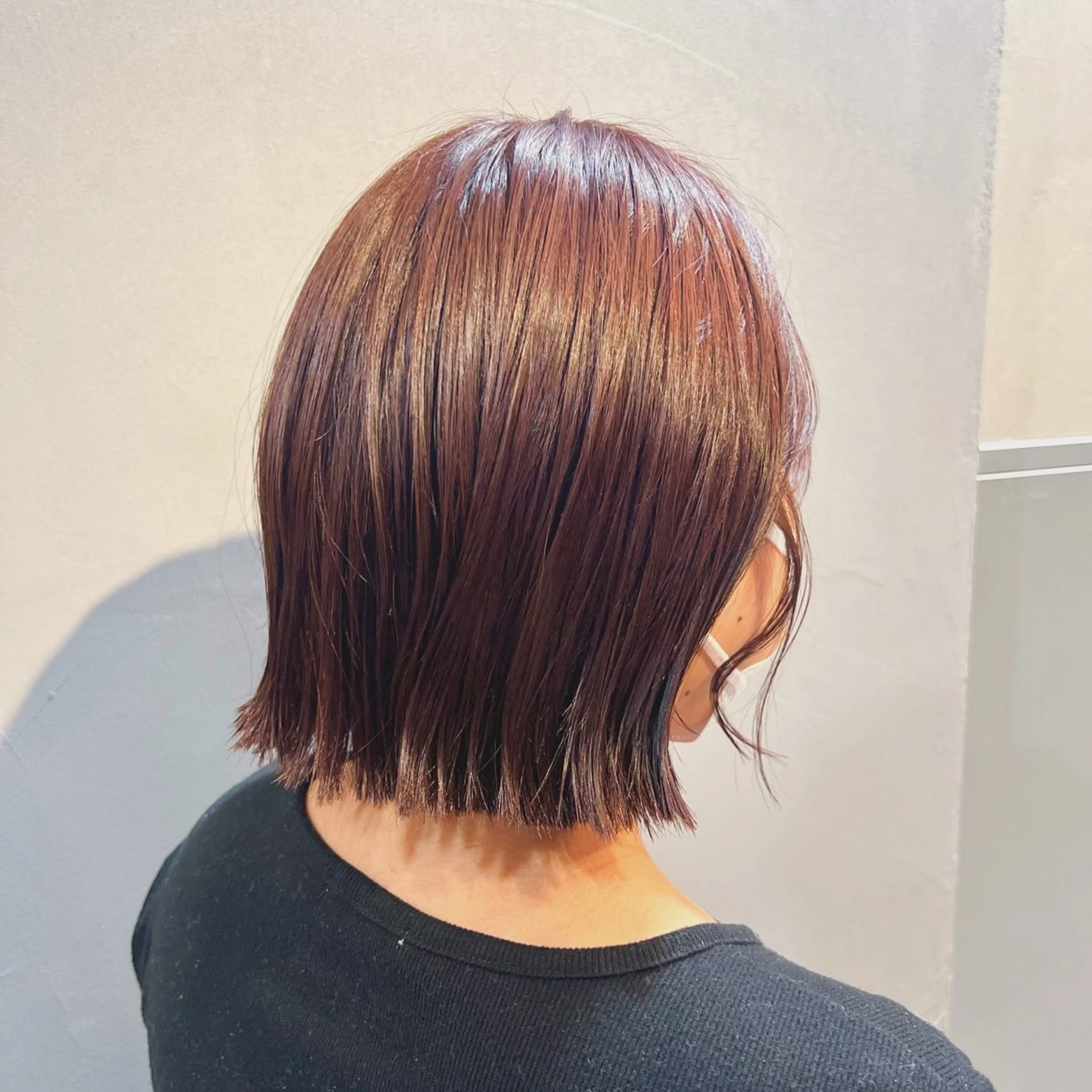 ショート カラー 切りっぱなしボブ ボブ カット ヘアカラー ioe 元町のヘアスタイル