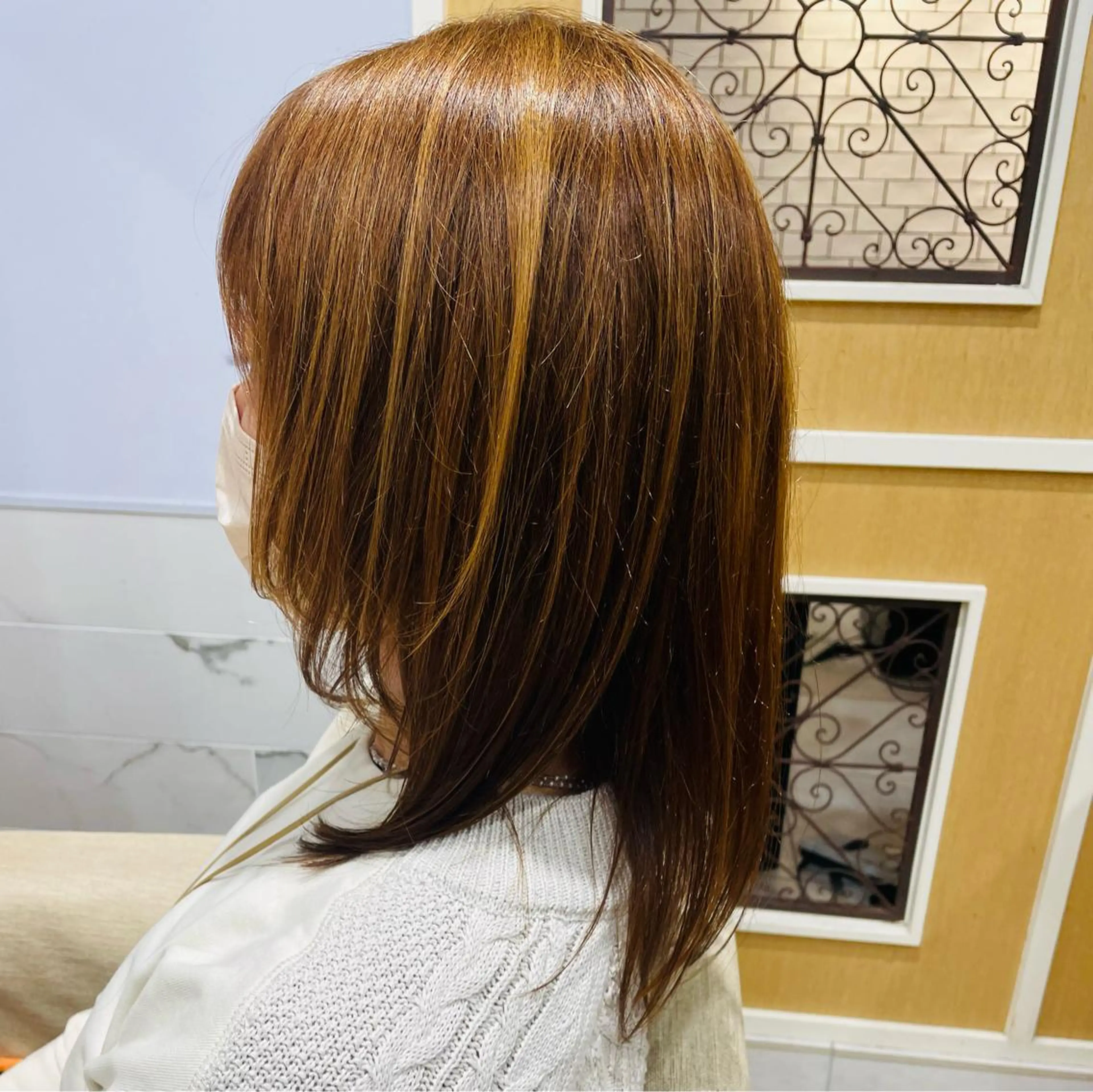 セミロング カラー カット パーマ すげ さやかのヘアスタイル