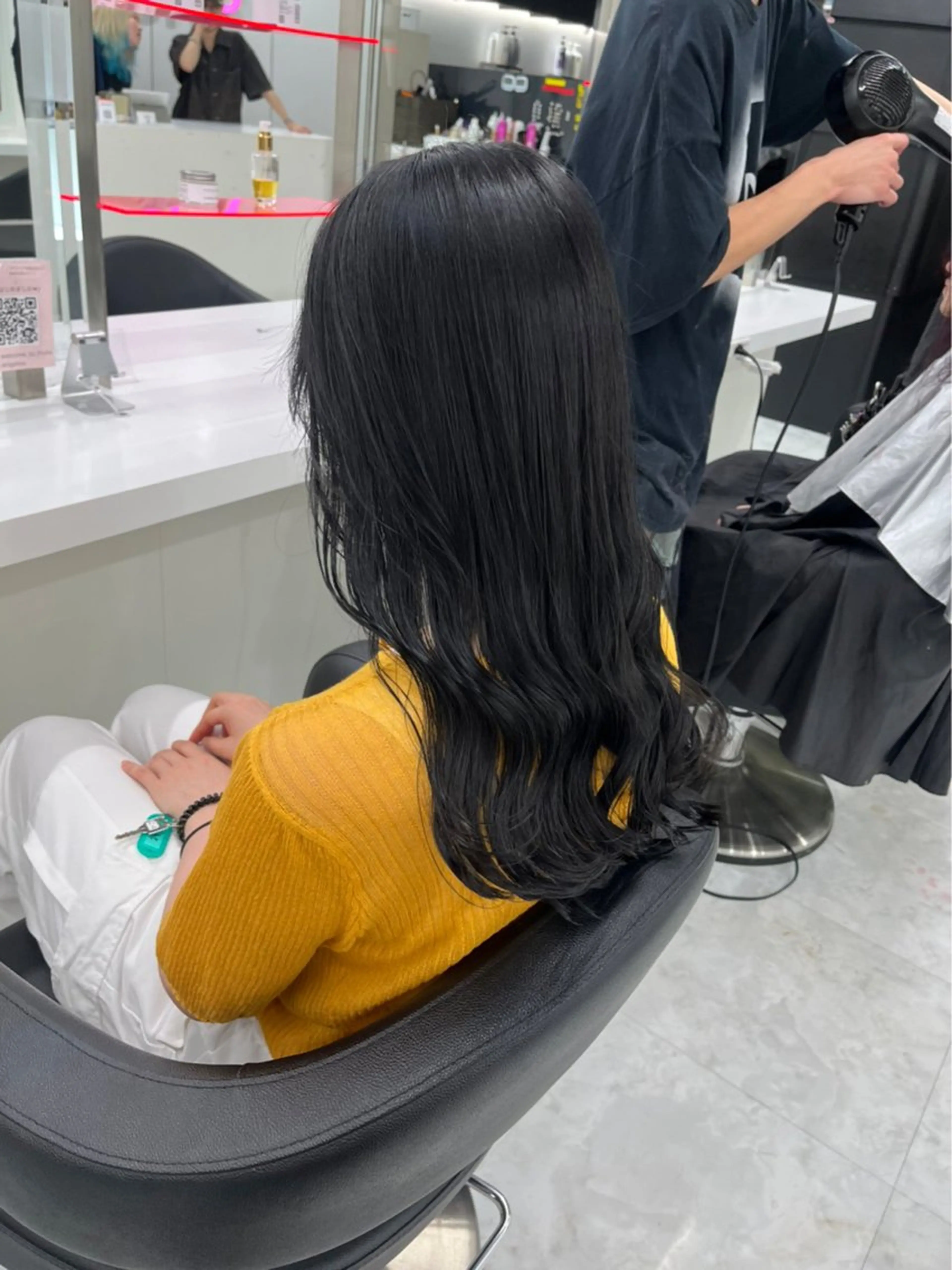 ロング カラー ダークグレー ダークグレージュ グレージュ ヘアカラー トリートメント 💖トレンド夏 カラー💖FUTAのヘアスタイル