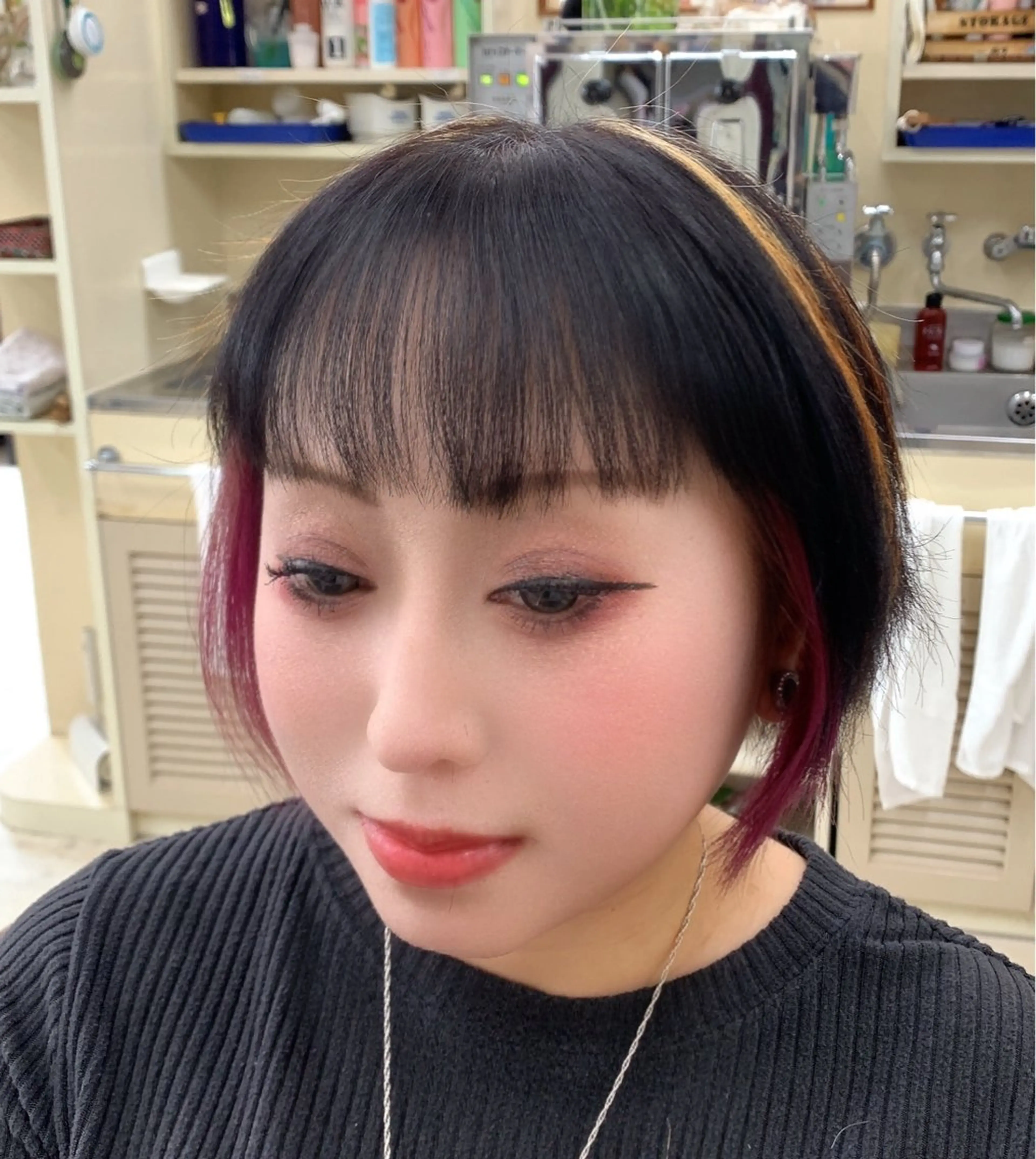 カラー メッシュ 竹内 秀美のヘアスタイル