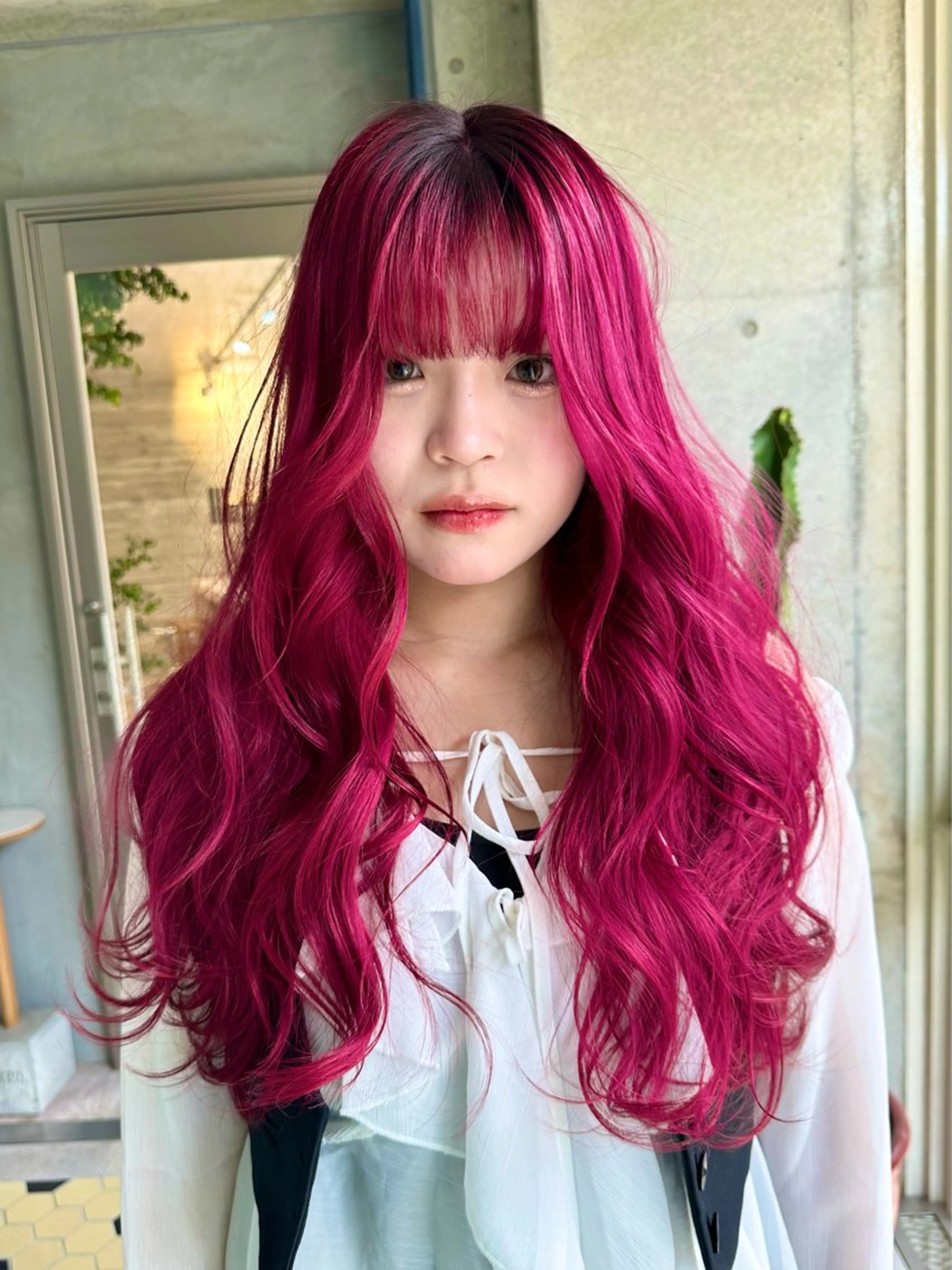 ロング カラー ヘアカラー トリートメント kai .のヘアスタイル